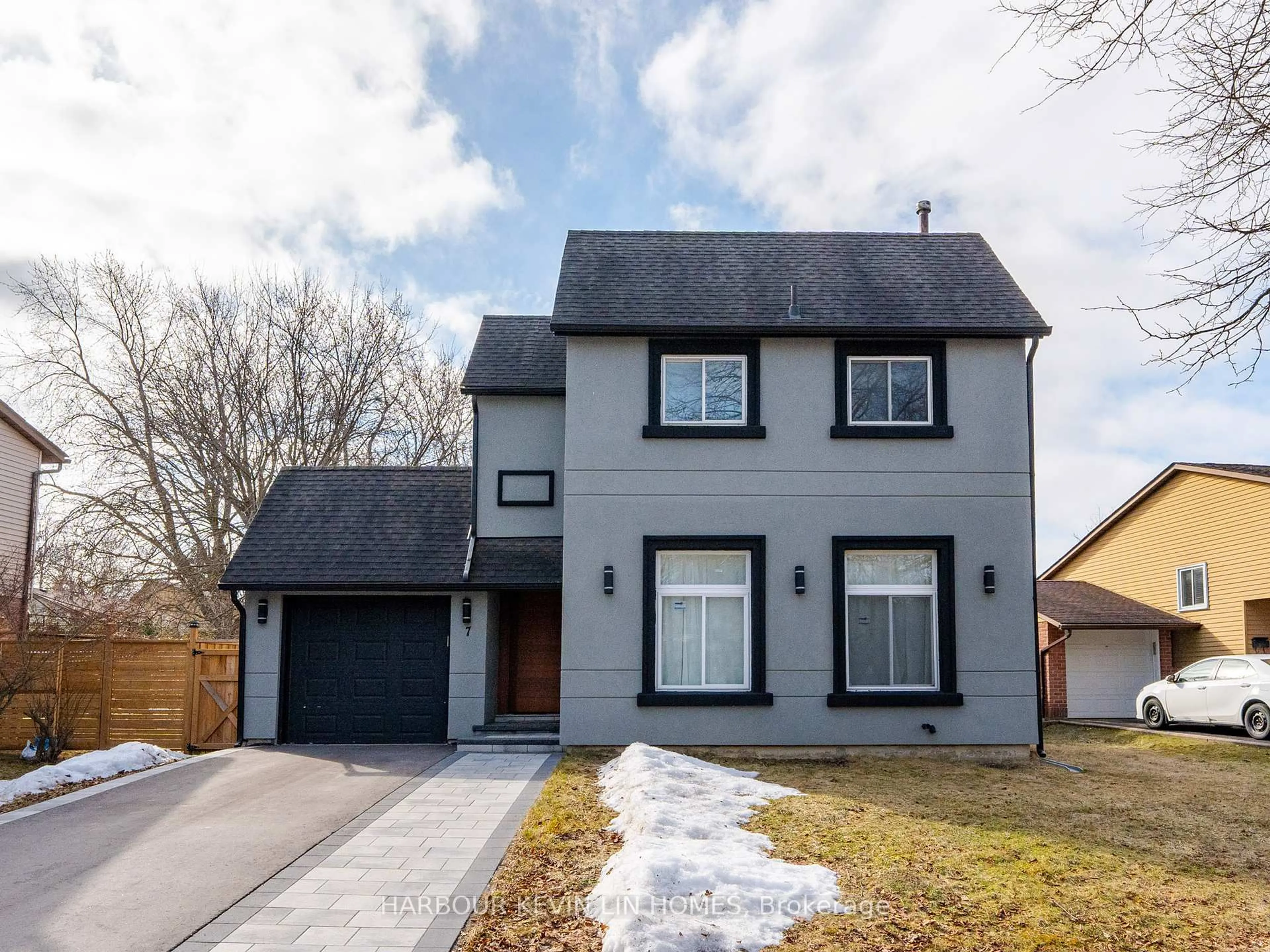 Home with brick exterior material, street for 7 Cossar Dr, Aurora Ontario L4G 3N6