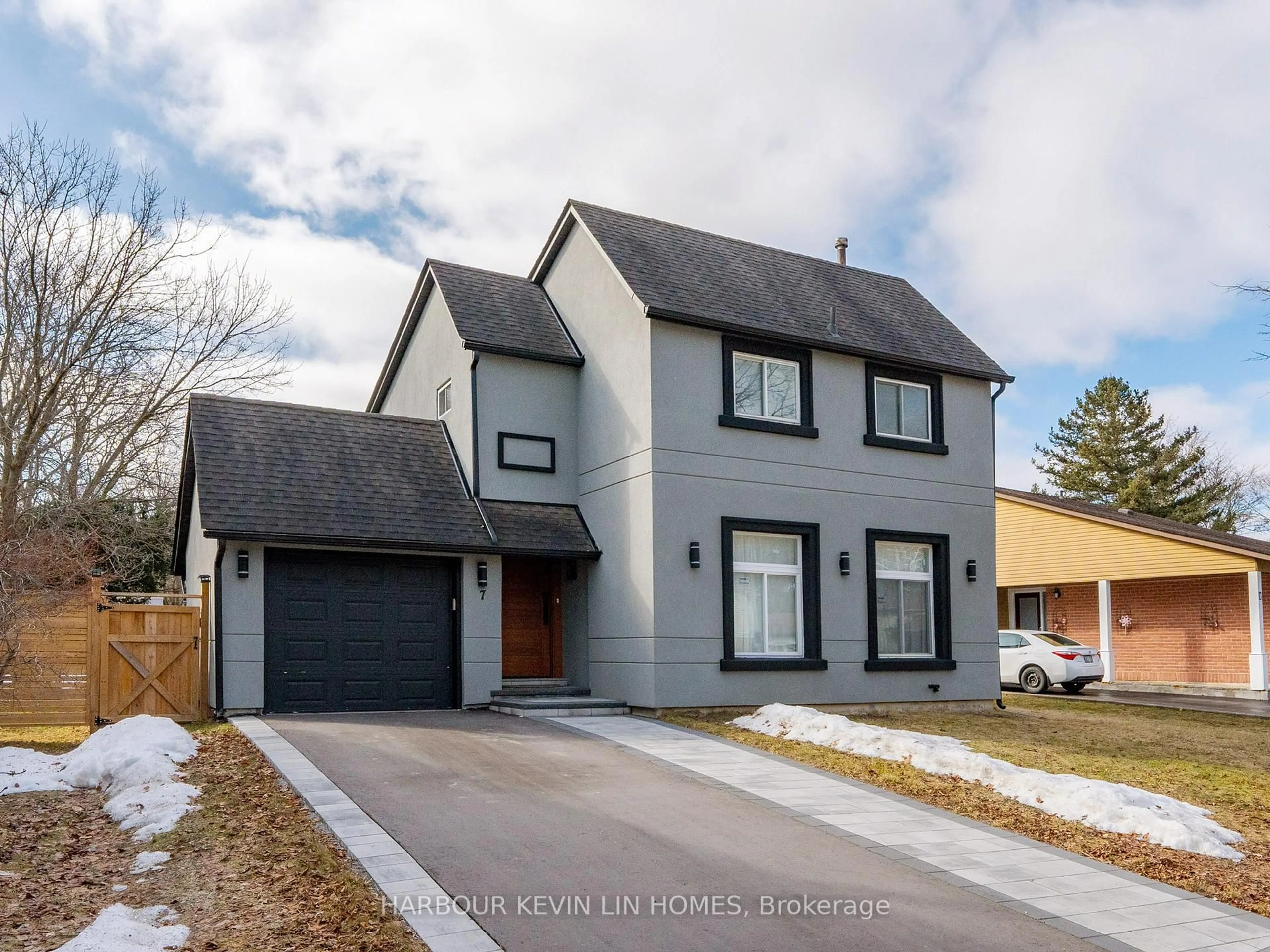 Home with brick exterior material, street for 7 Cossar Dr, Aurora Ontario L4G 3N6
