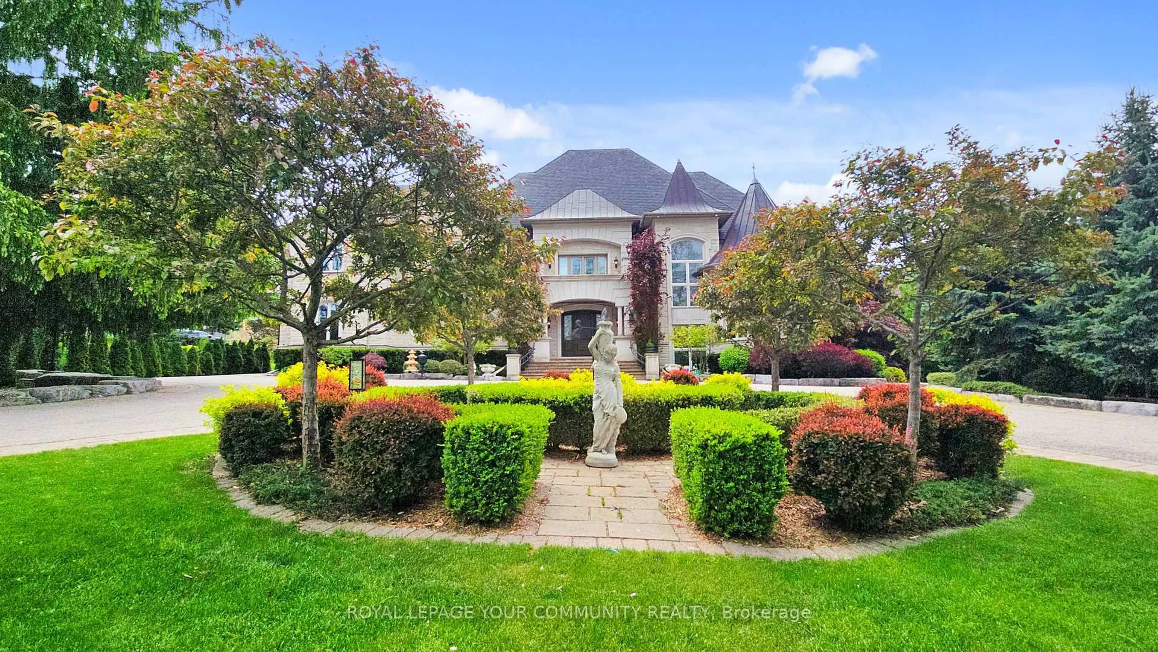 Unknown for 33 Denham Dr, Richmond Hill Ontario L4C 6H6