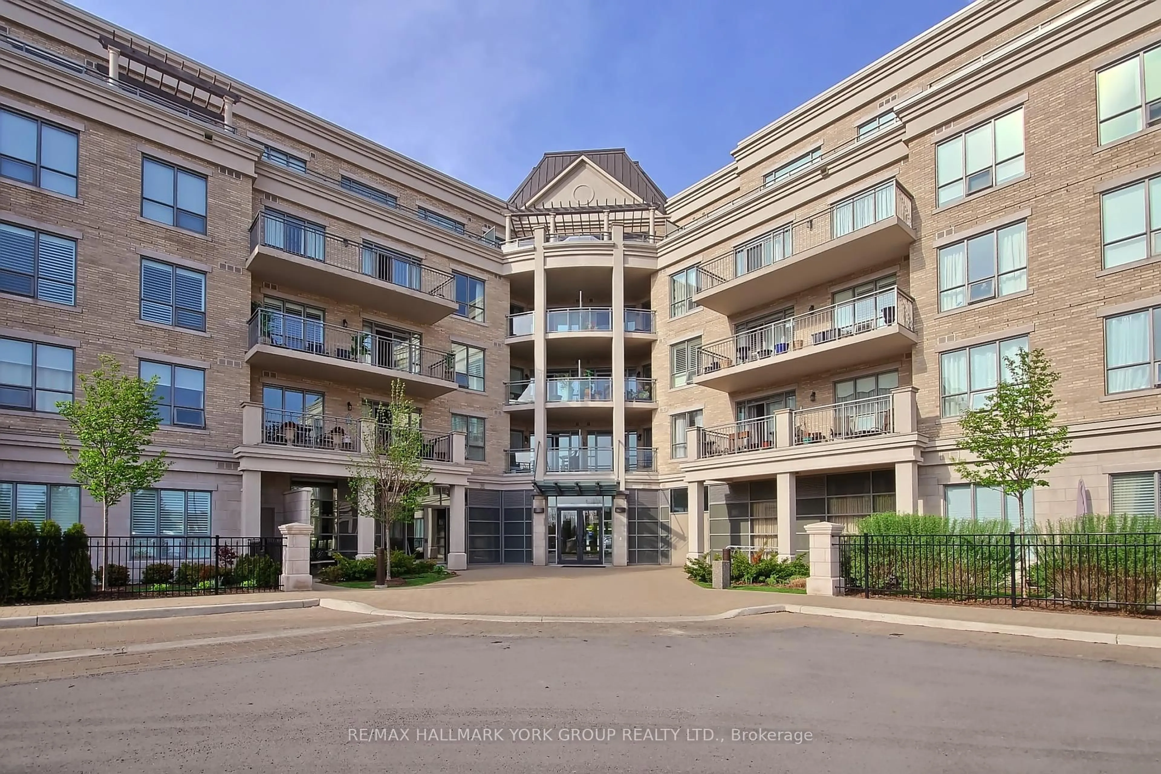 Unknown for 180 John West Way #434, Aurora Ontario L4G 0R3