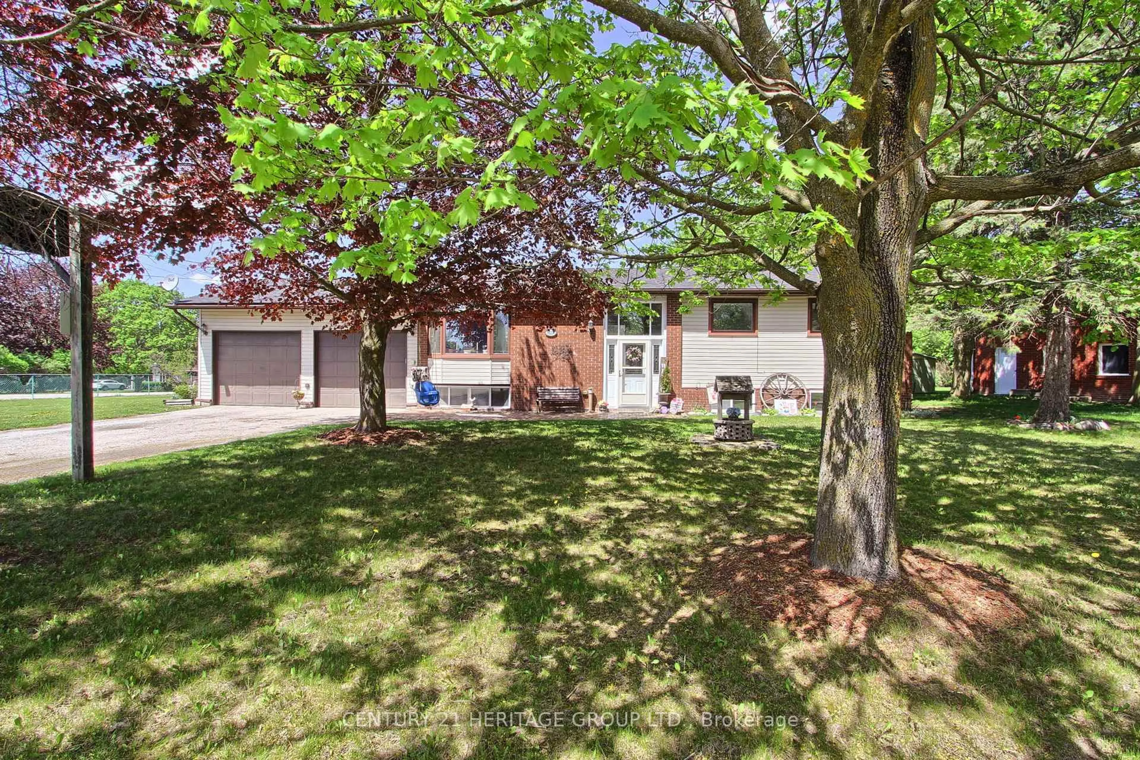 Unknown for 1 Park Rd, Bradford West Gwillimbury Ontario L0G 1B0