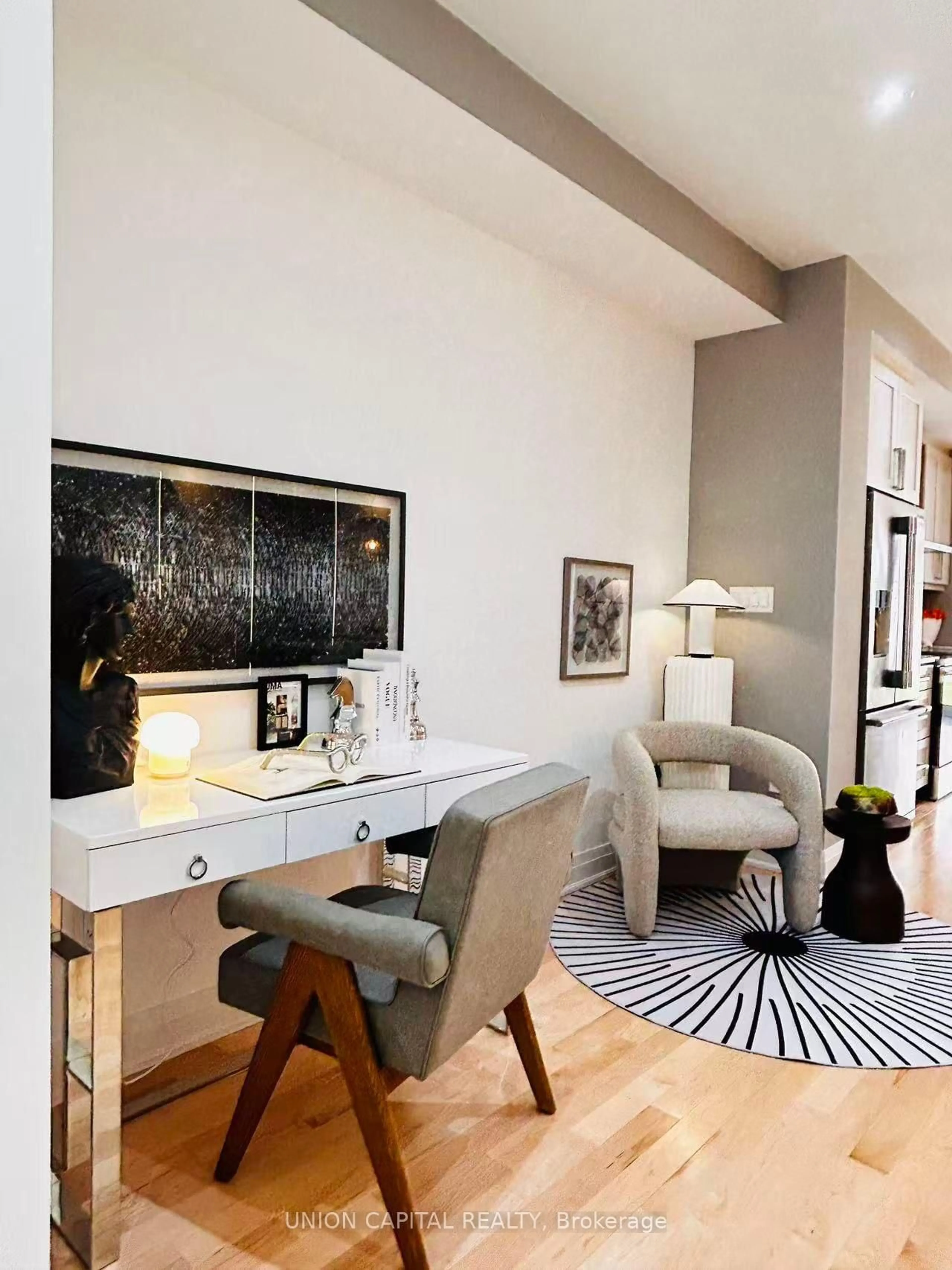 Living room with furniture, unknown for 47 Causland Lane, Richmond Hill Ontario L4S 0G5