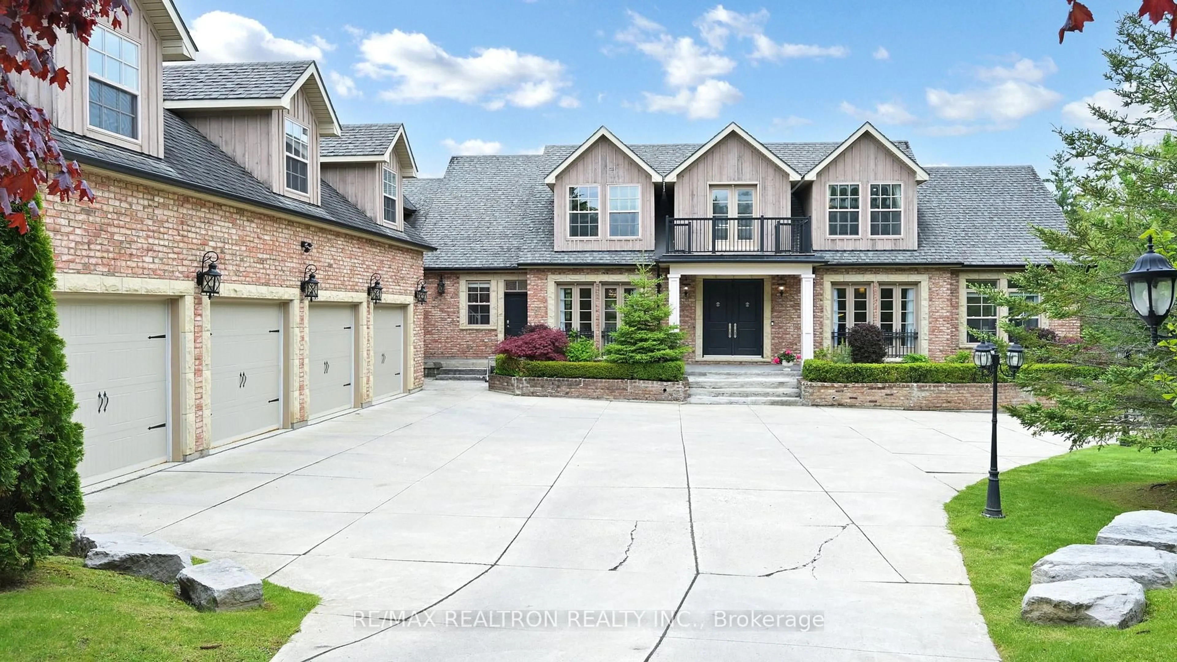 Home with brick exterior material, street for 2 Country Heights Dr, Richmond Hill Ontario L4E 3M8