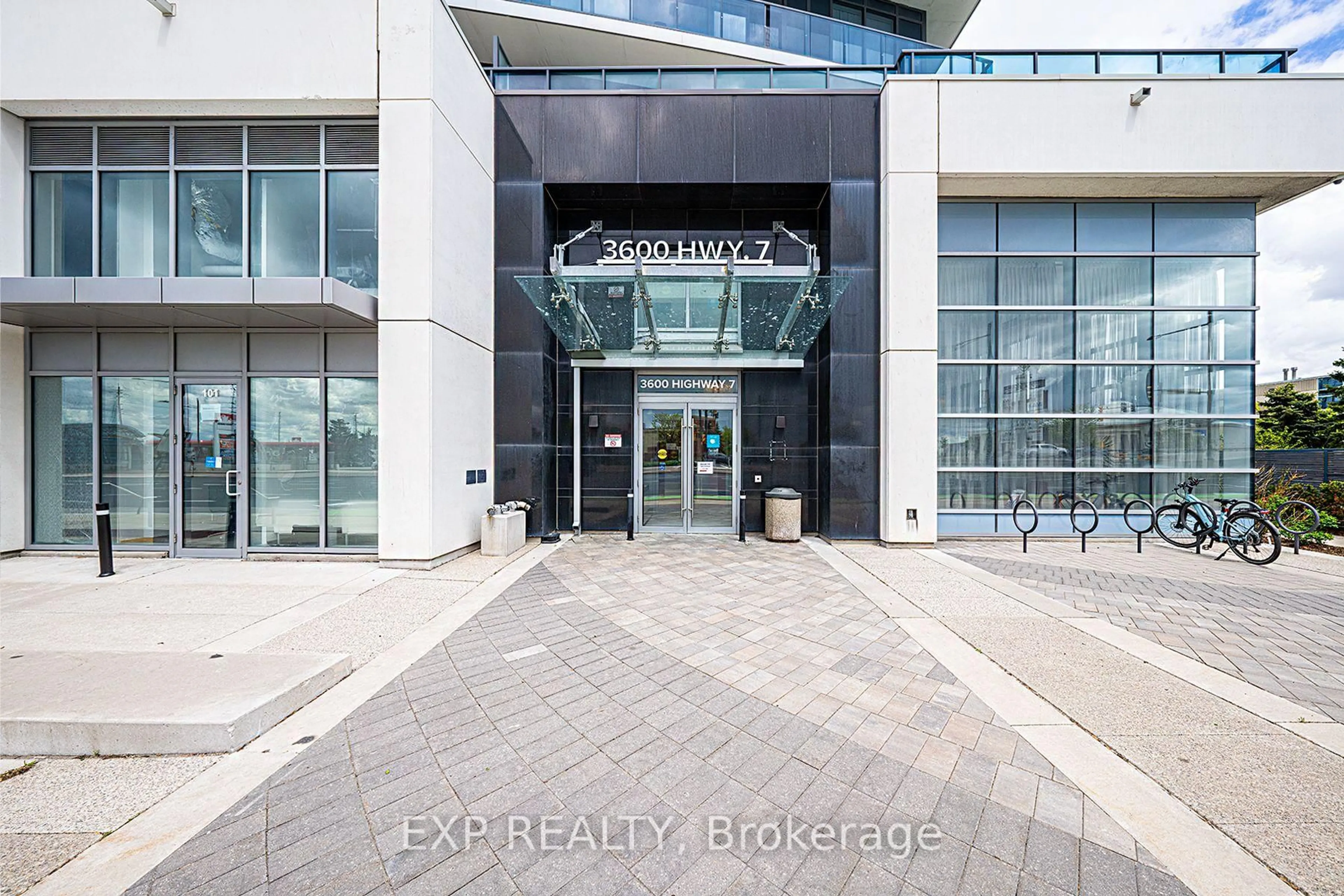 Indoor foyer for 3600 Highway 7 N/A #606, Vaughan Ontario L4L 0G8