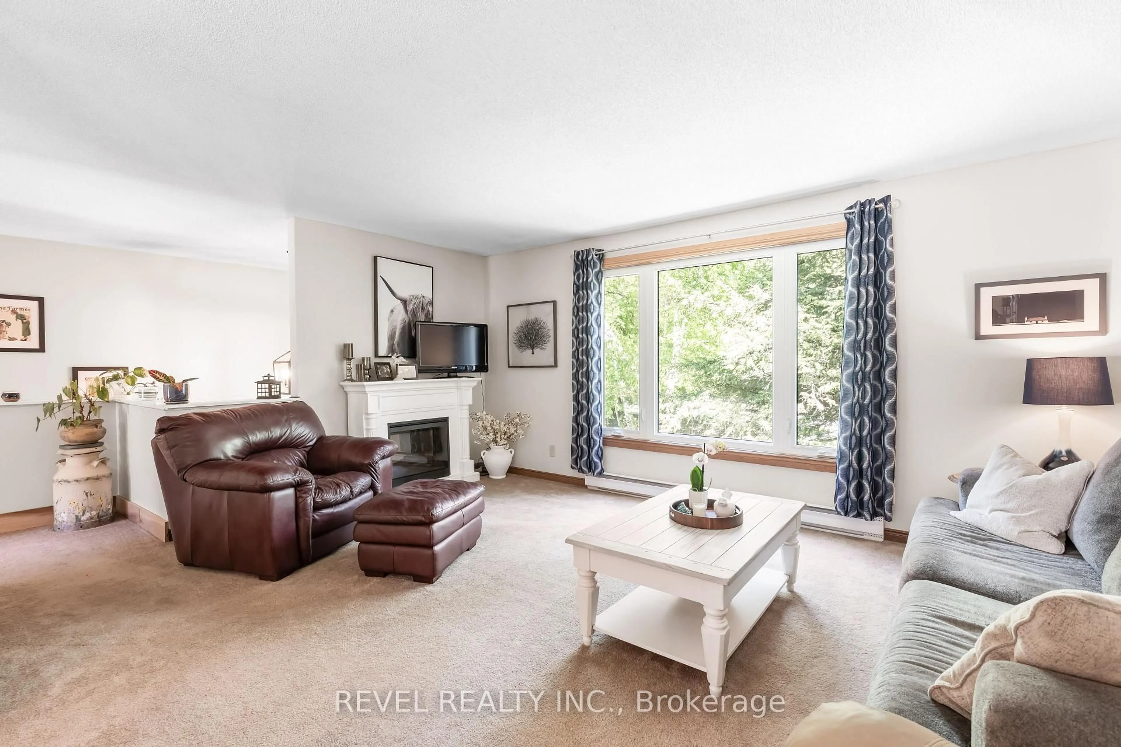 Living room with furniture, unknown for 20 The Pines Lane, Brock Ontario L0C 1H0