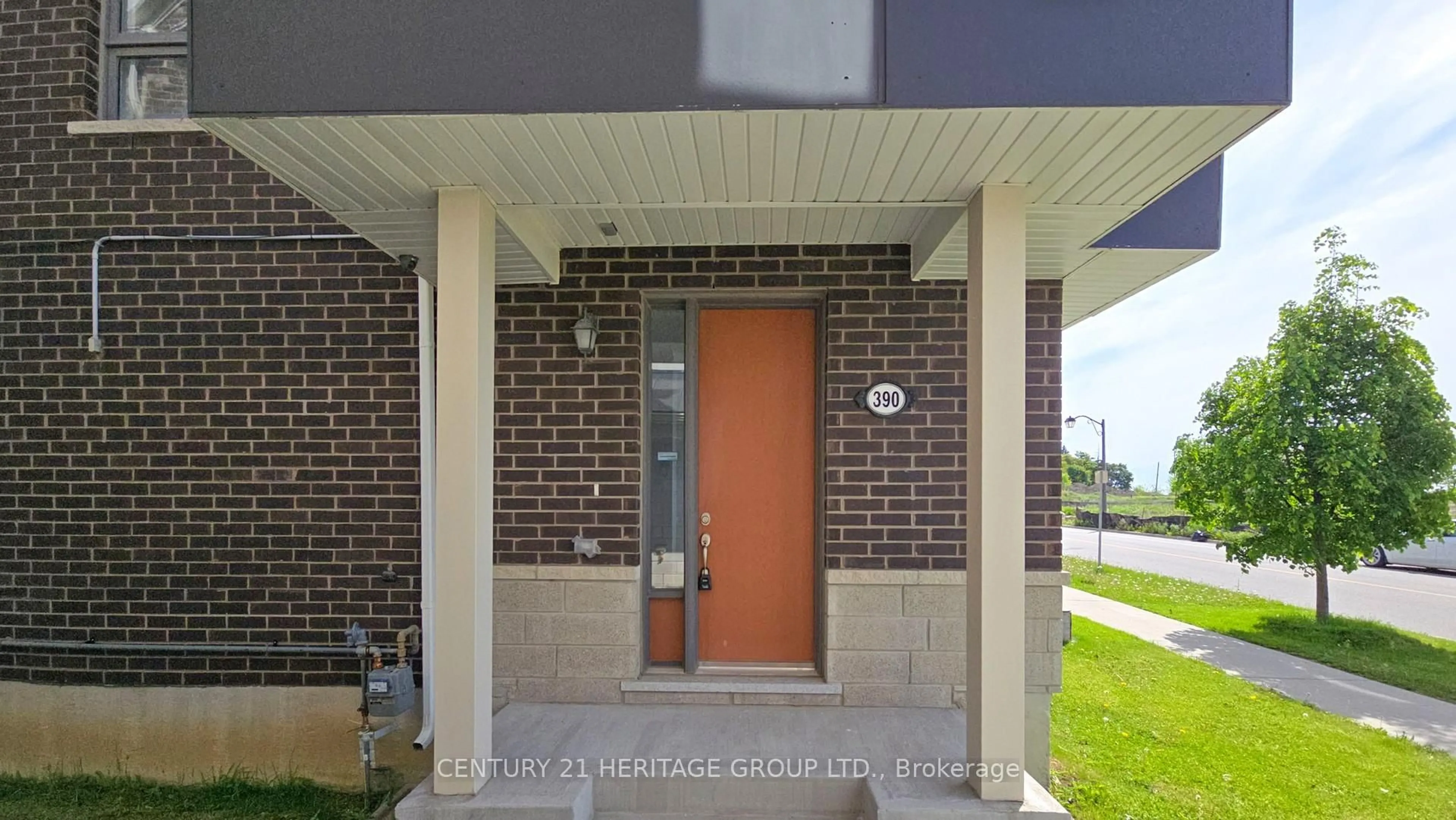 Home with brick exterior material, street for 390 Arthur Bonner Ave, Markham Ontario L6B 0R1