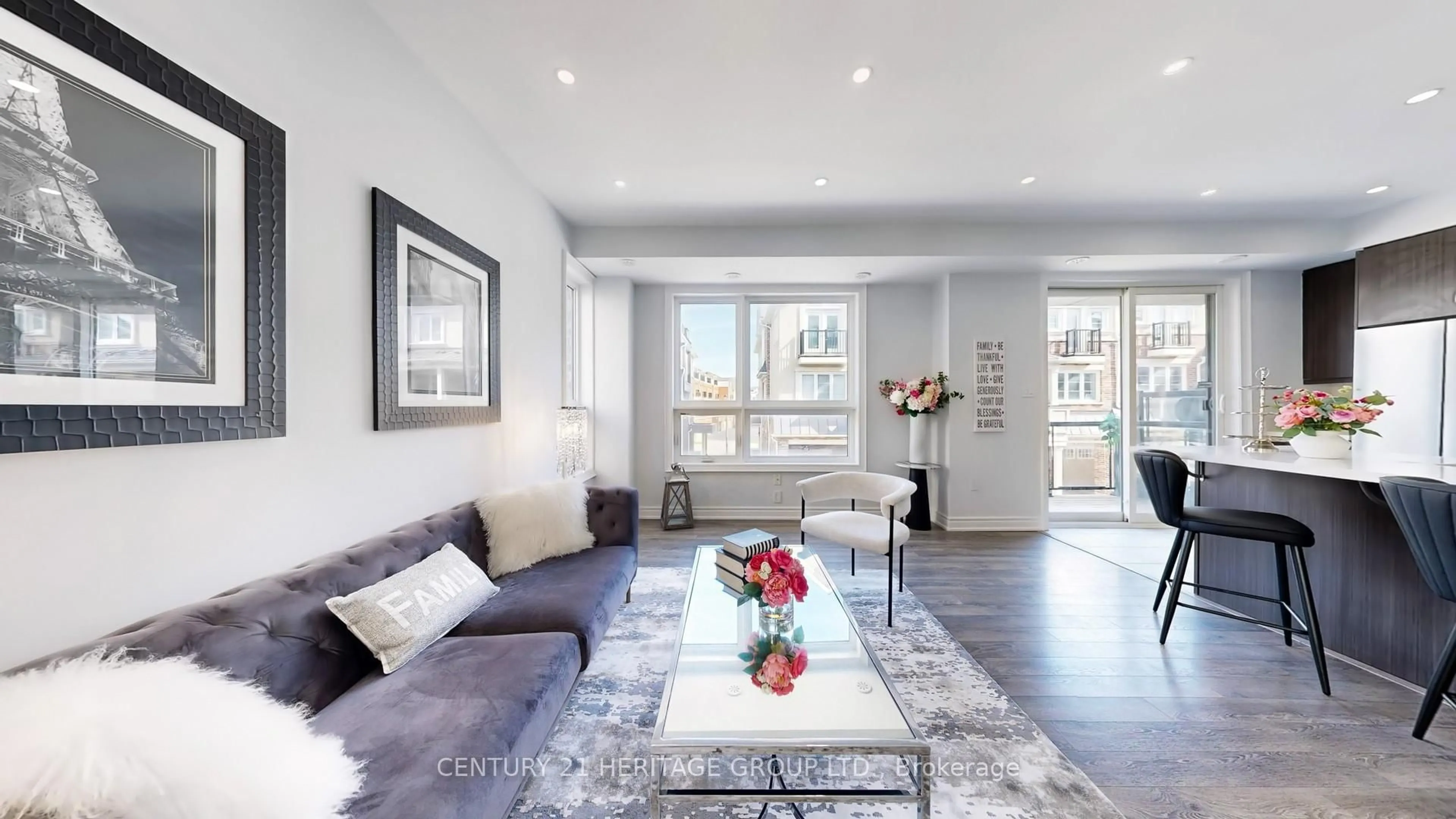 Living room with furniture, unknown for 390 Arthur Bonner Ave, Markham Ontario L6B 0R1