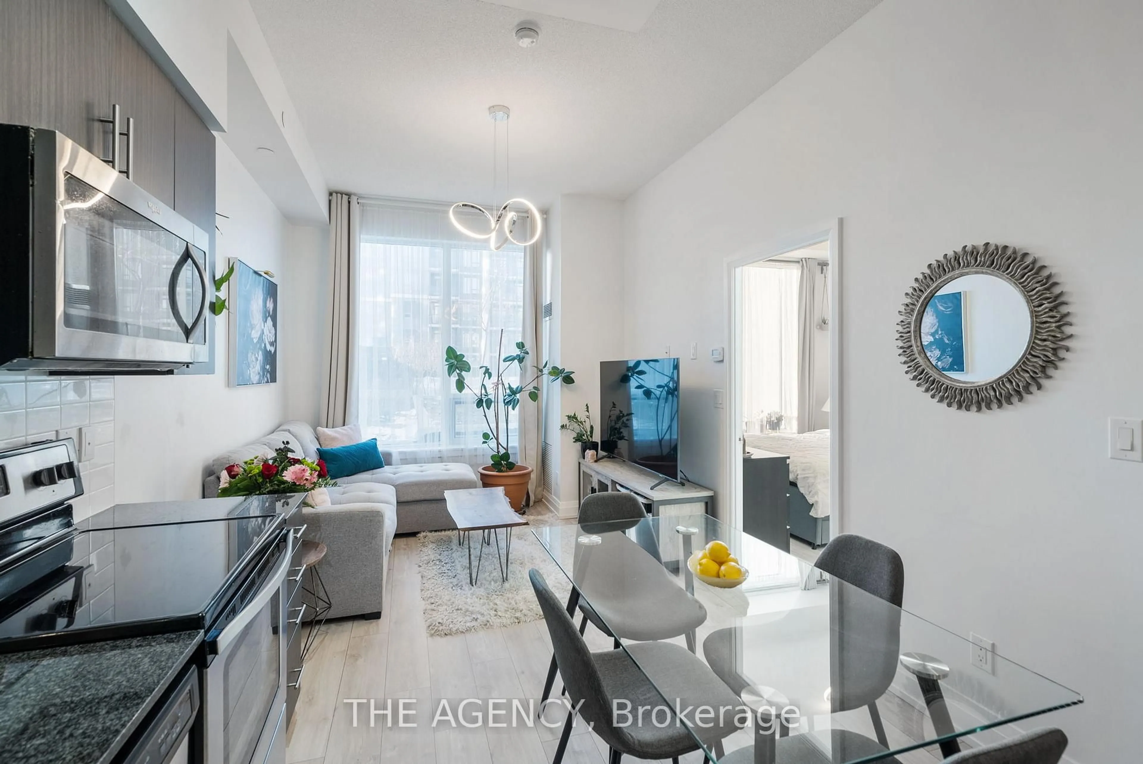 A pic of a room for 3600 Highway 7 N/A #301, Vaughan Ontario L4L 0G7