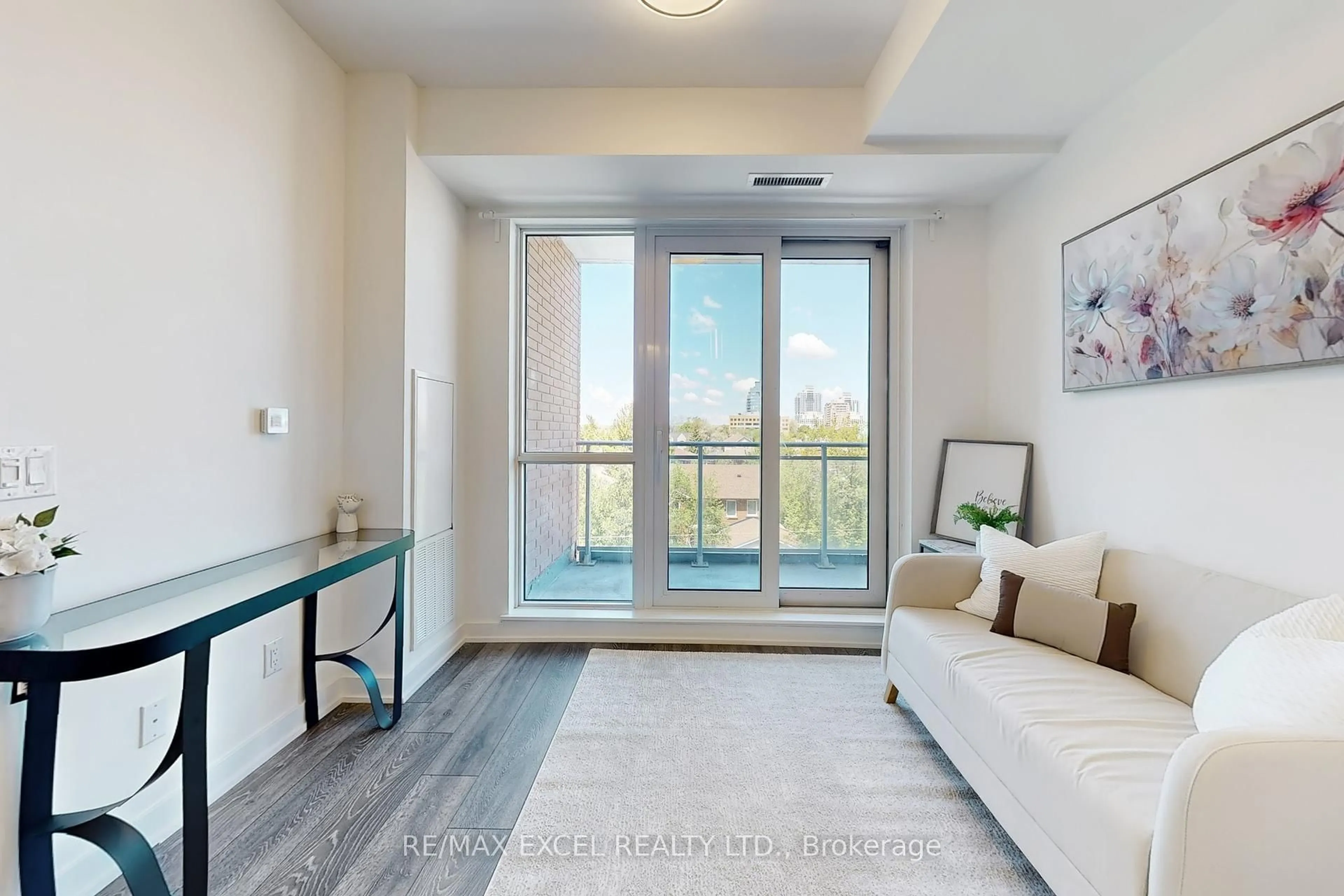 Unknown for 8888 Yonge St #318, Richmond Hill Ontario L4C 5V6