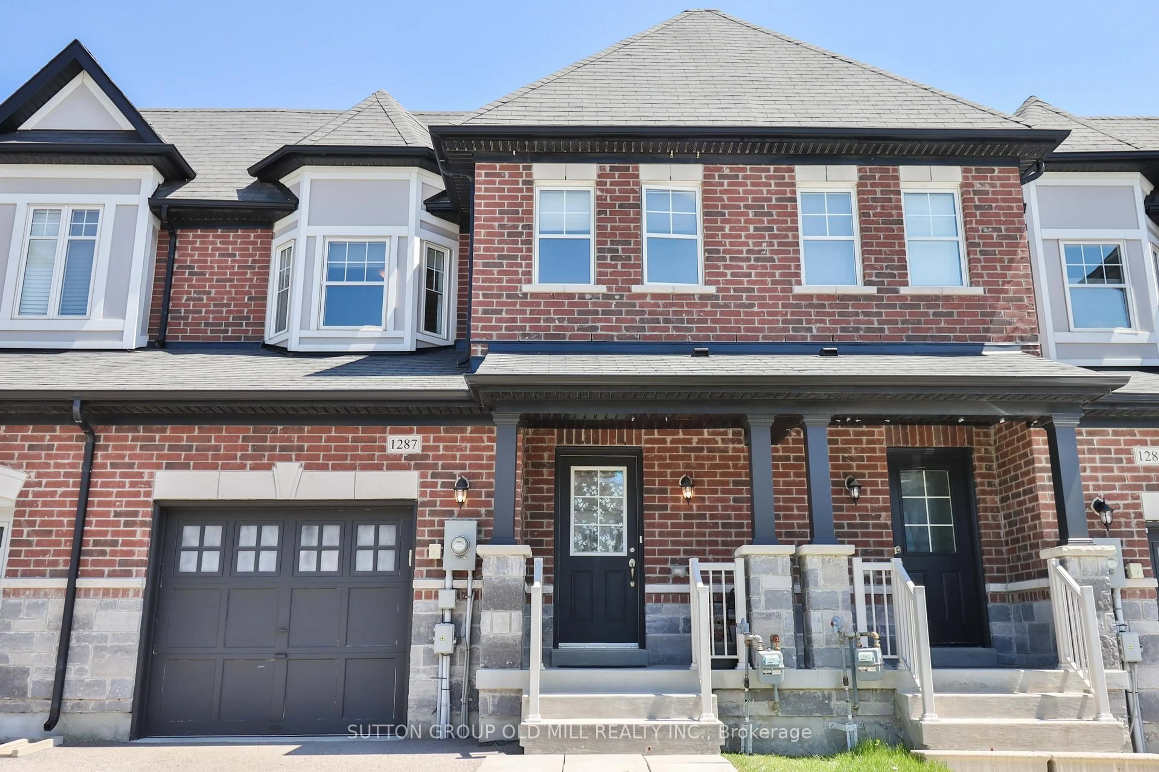 Home with brick exterior material, street for 1287 Bardeau St, Innisfil Ontario L0L 1W0