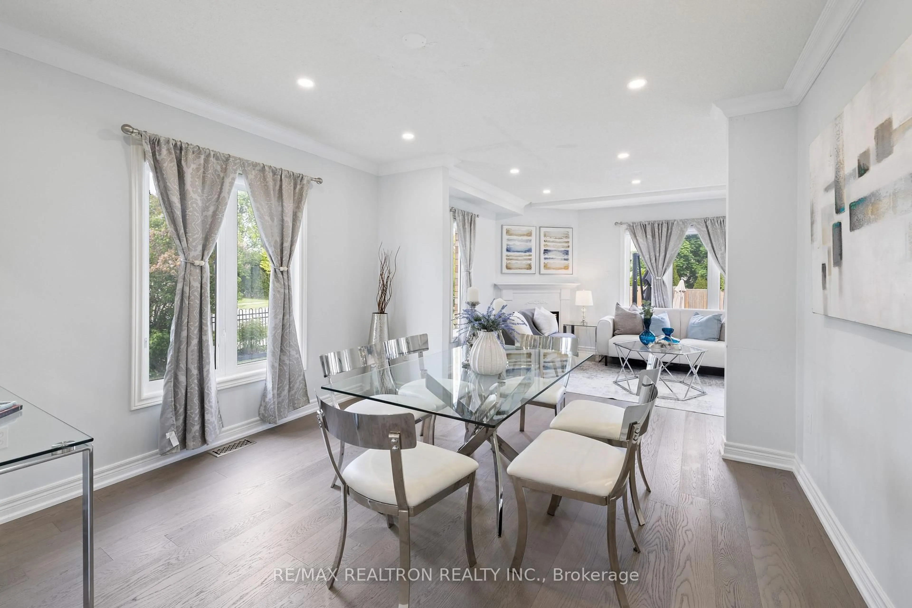 Dining room, unknown for 1 Emily Crt, Richmond Hill Ontario L4E 4E5