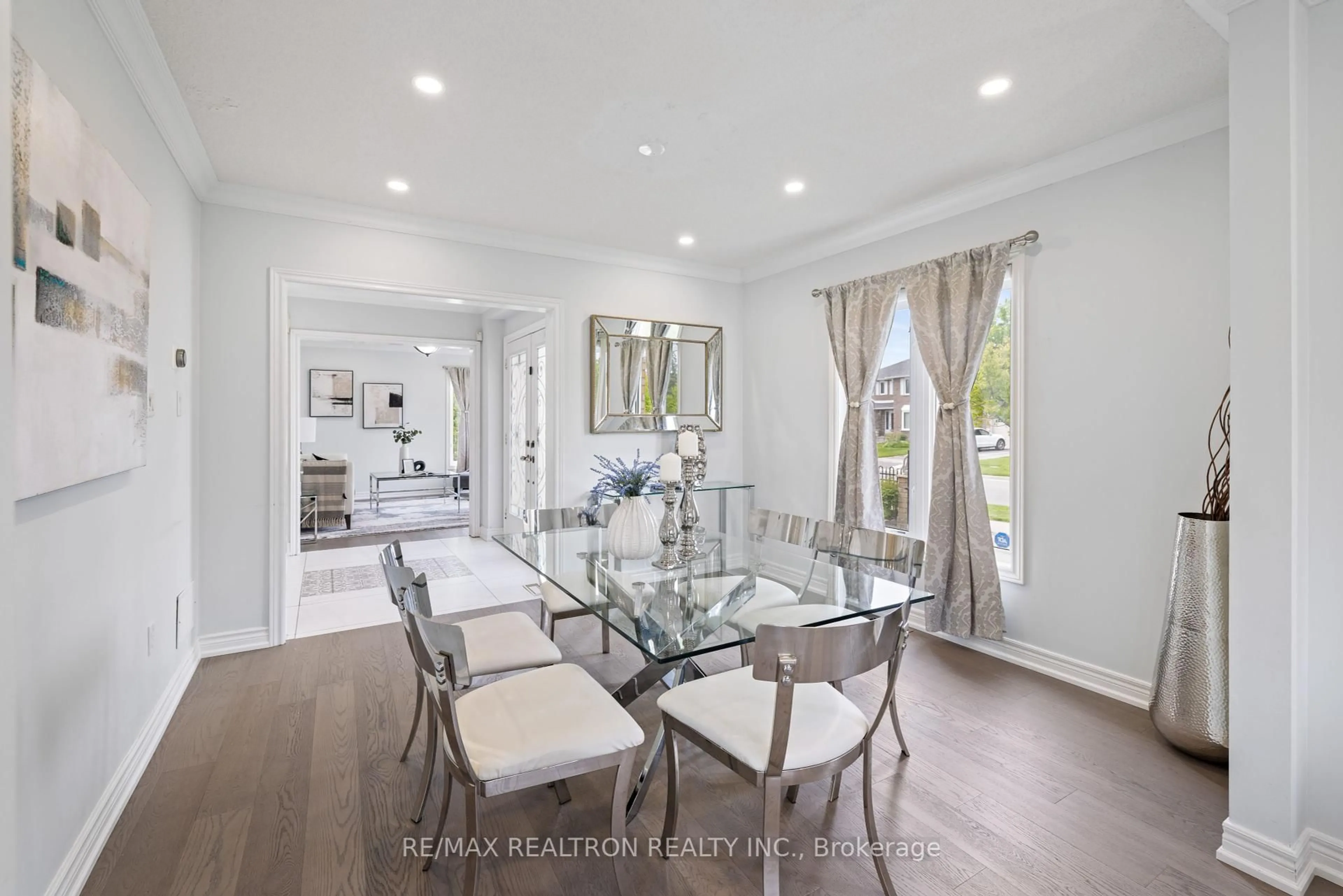 Dining room, unknown for 1 Emily Crt, Richmond Hill Ontario L4E 4E5