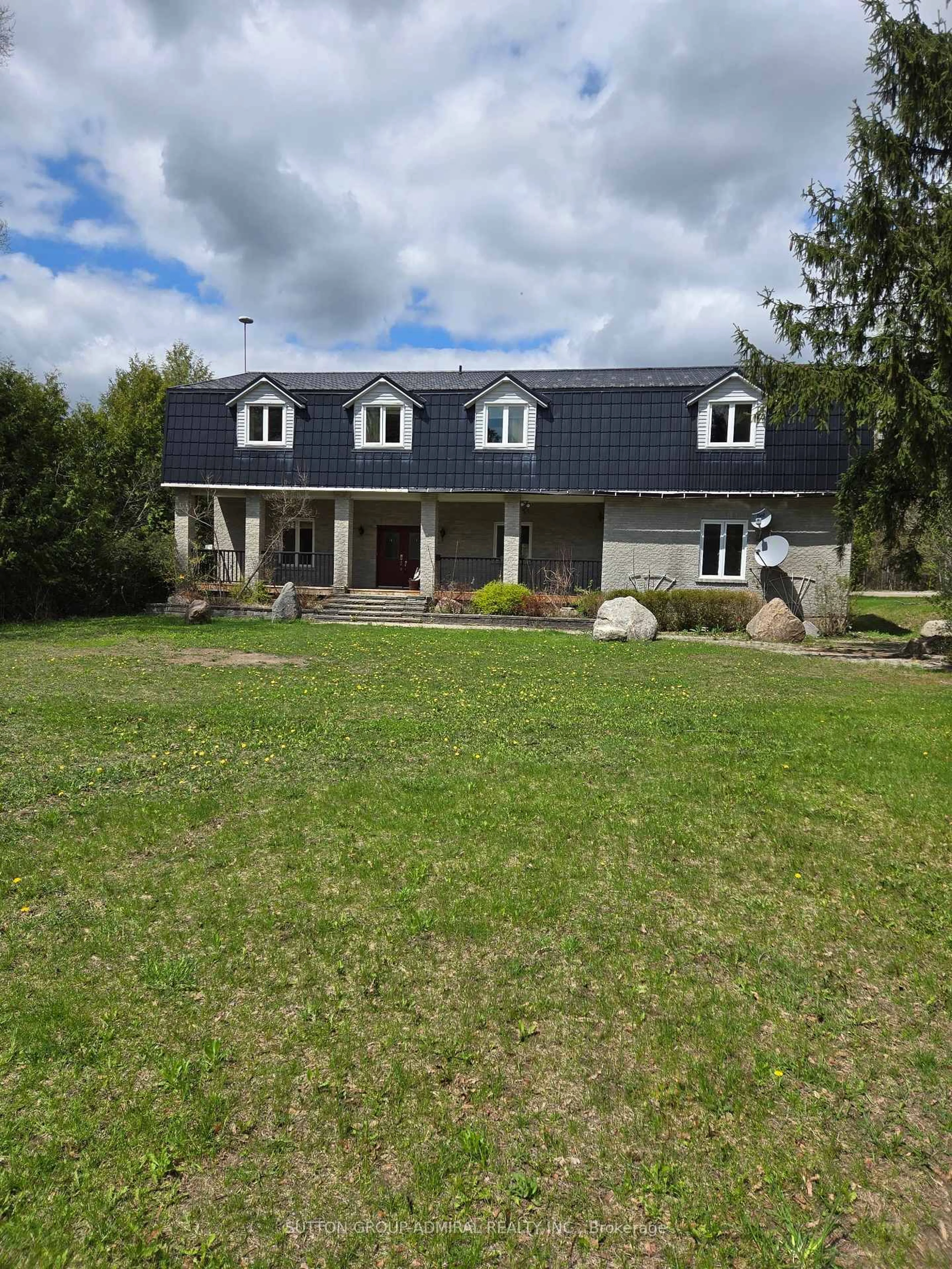 A pic from outside/outdoor area/front of a property/back of a property/a pic from drone, building for 4212 Vivian Rd, Whitchurch-Stouffville Ontario L0G 1E0