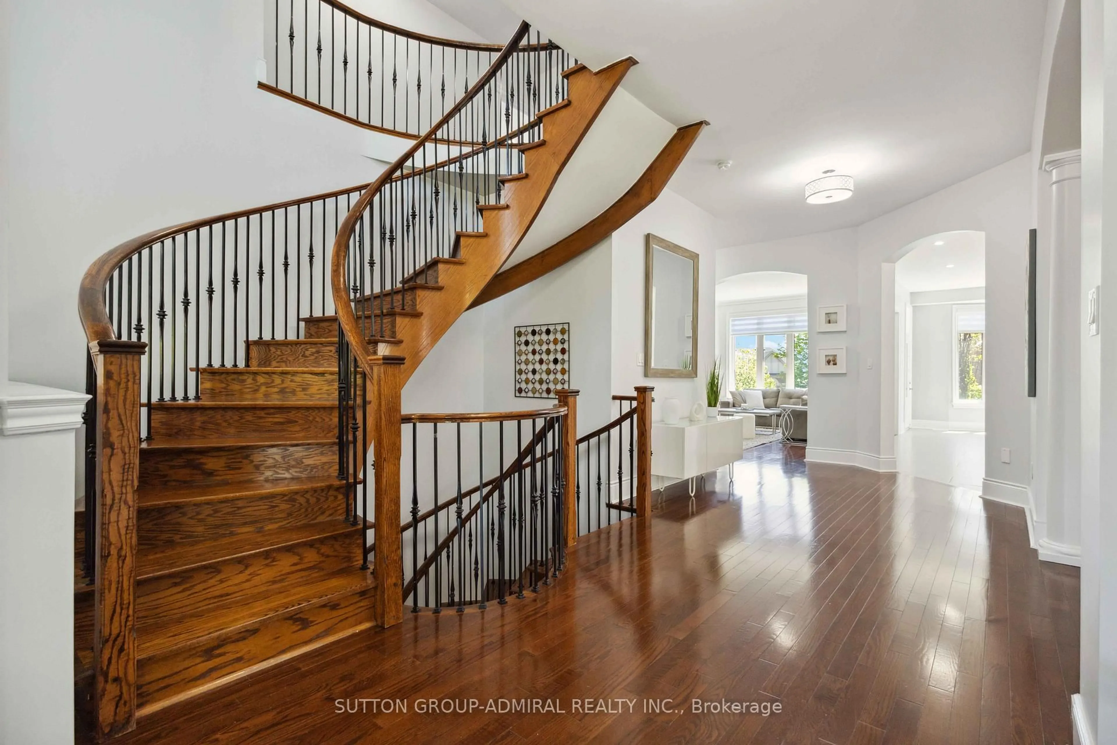 Unknown for 90 Giorgia Cres, Vaughan Ontario L6A 4R2