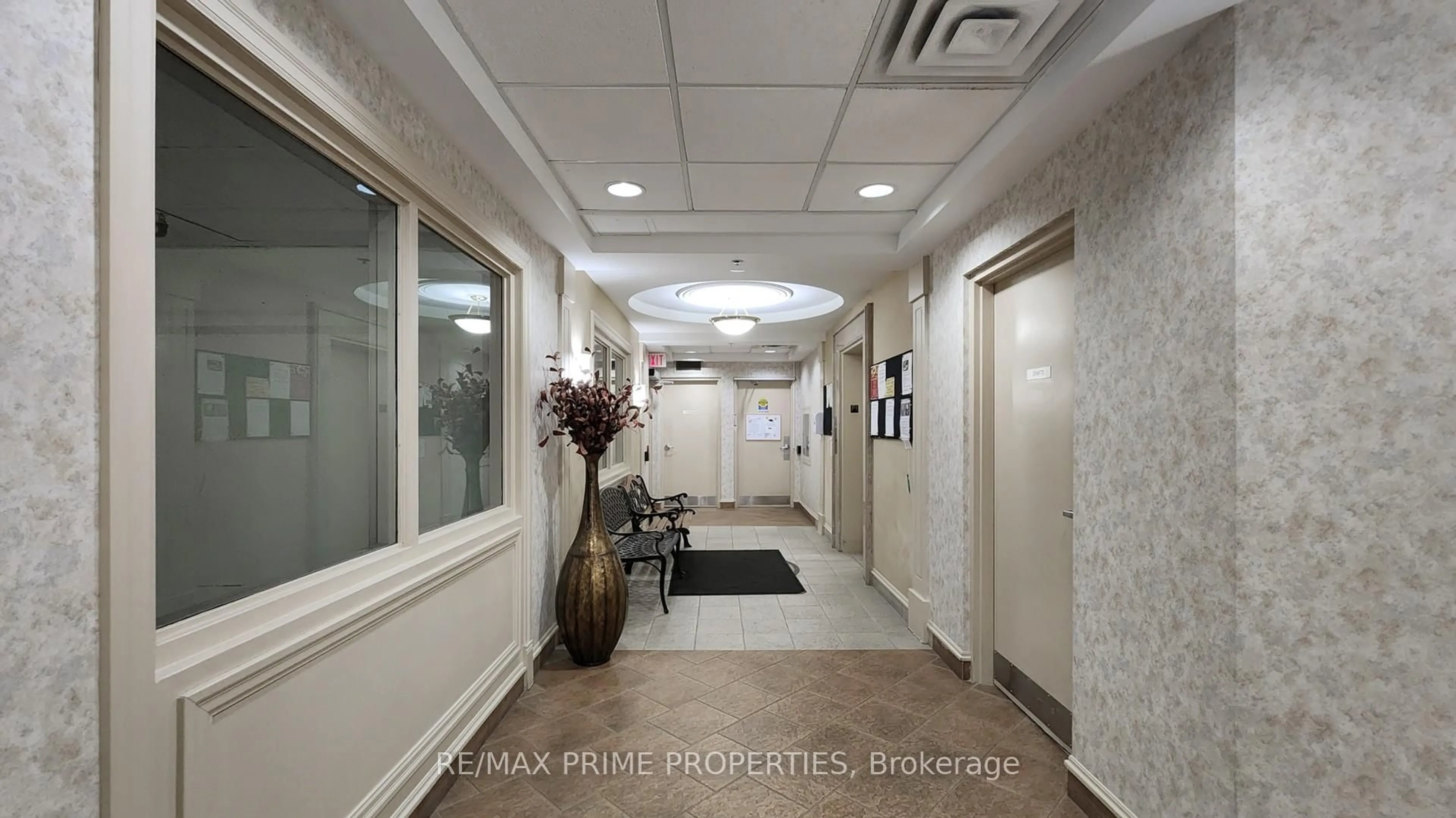 Indoor foyer for 85 The Boardwalk Way #320, Markham Ontario L6E 1B9