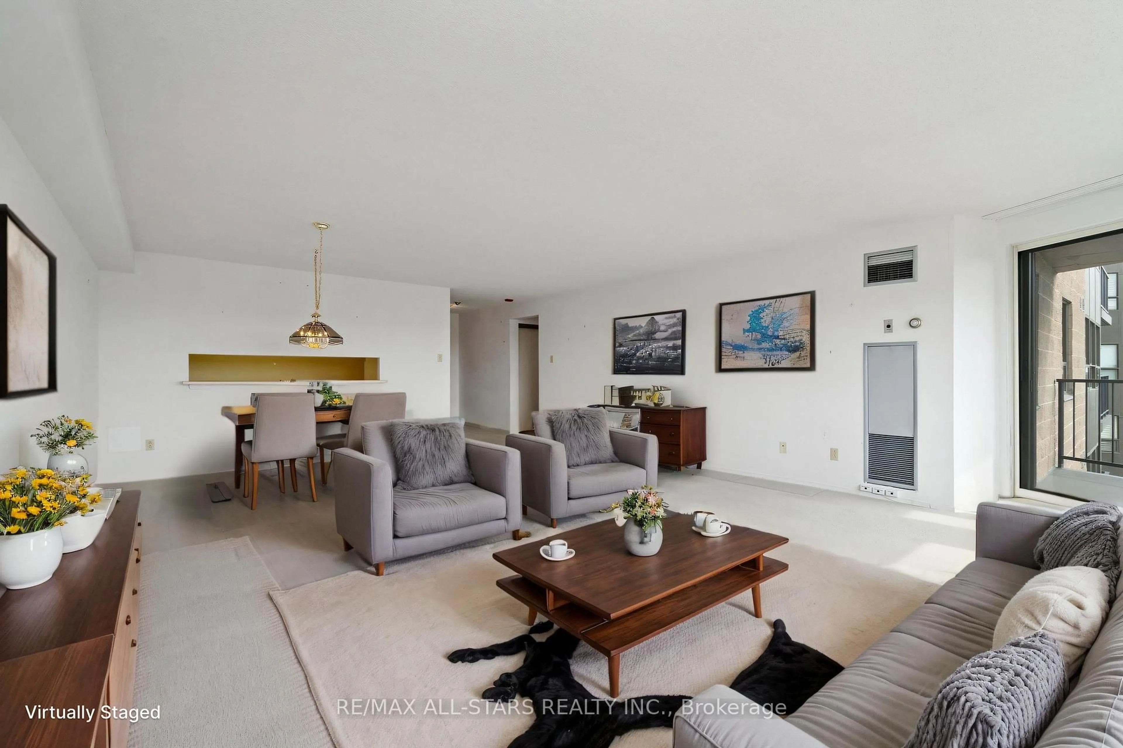 Living room with furniture, unknown for 2 Raymerville Dr #718, Markham Ontario L3P 7N7