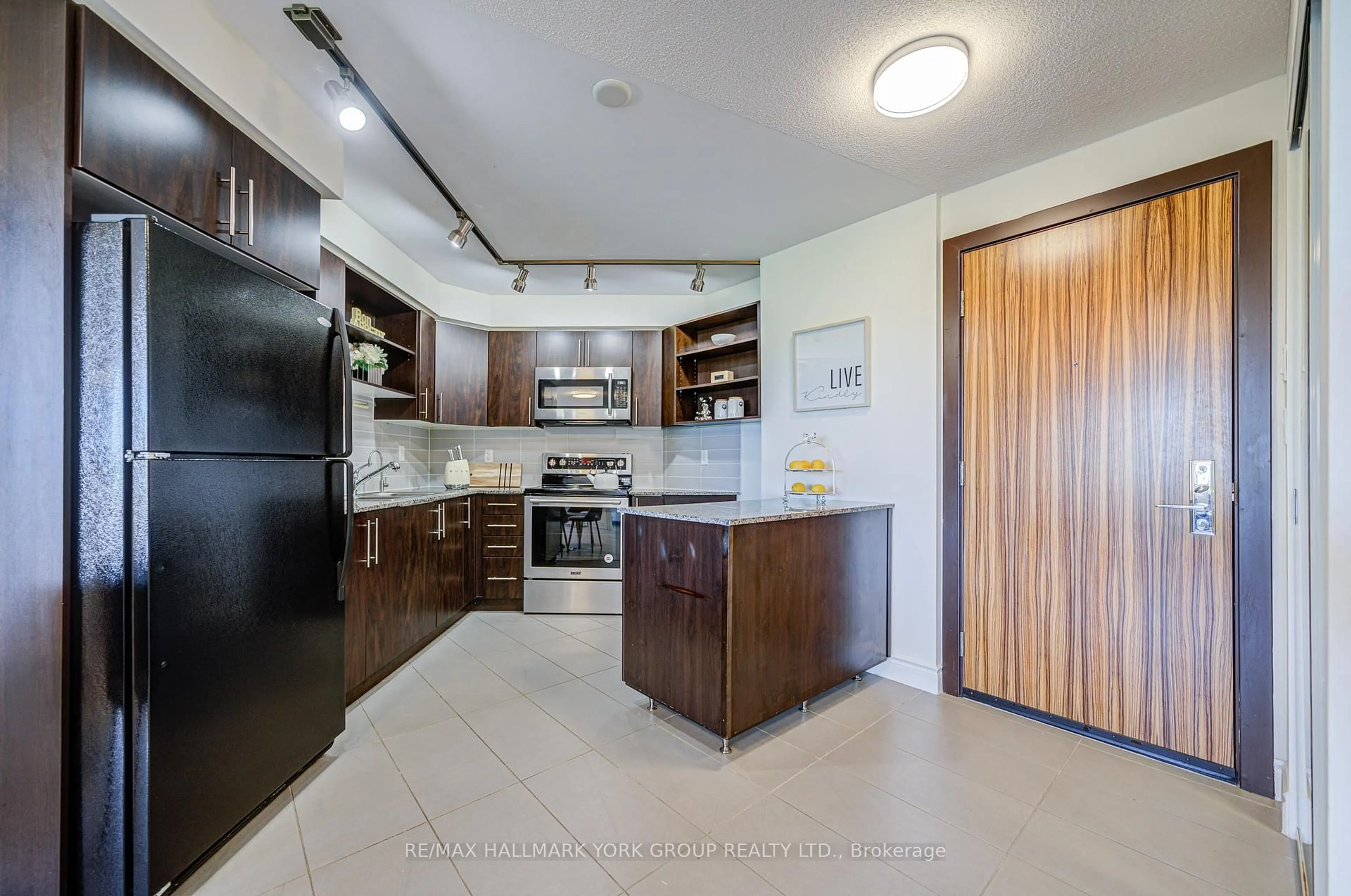 Unknown for 60 South Town Centre Blvd #520, Markham Ontario L6G 0C5