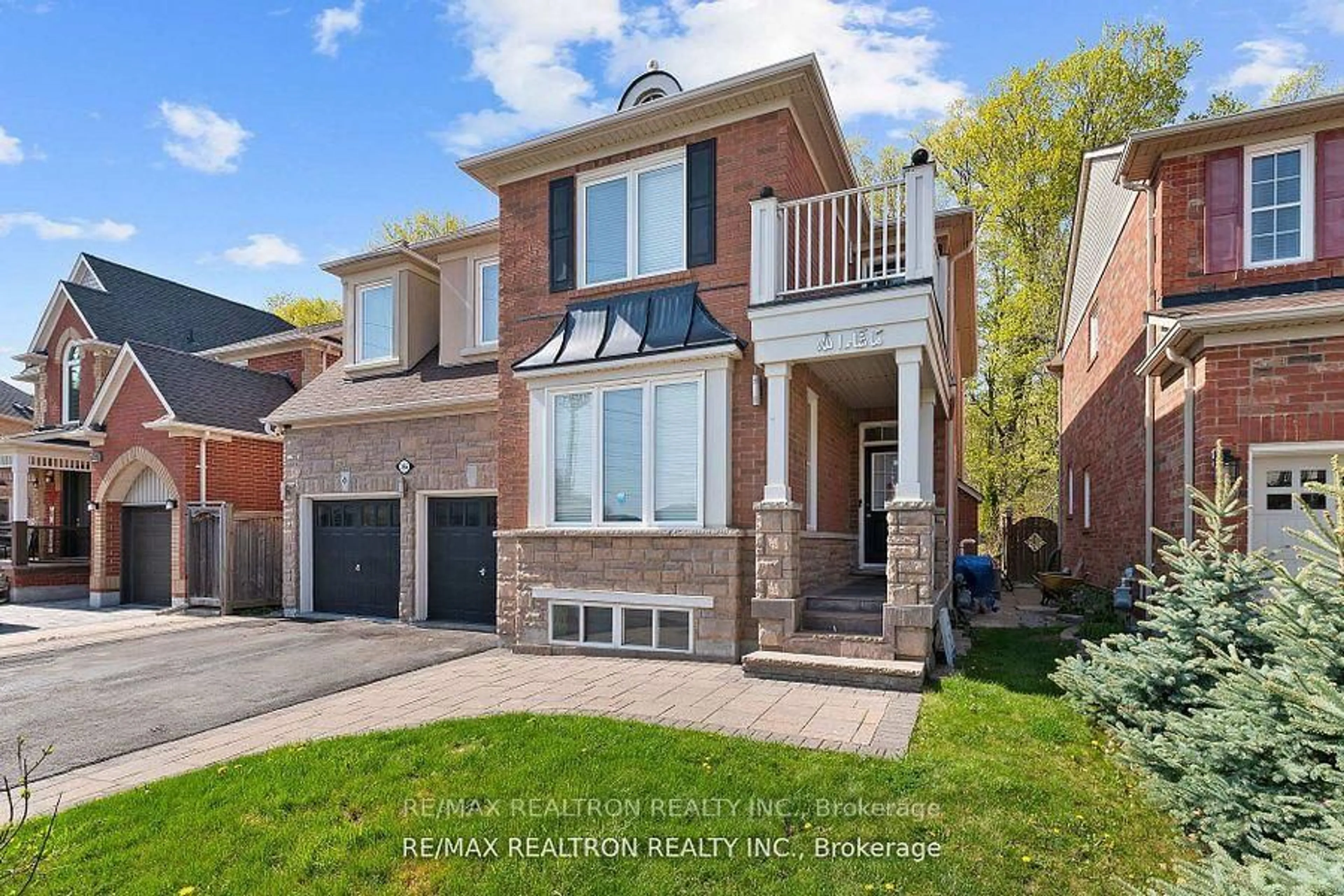 Home with brick exterior material, street for 355 Cheryl Mews Blvd, Newmarket Ontario L3X 3J7