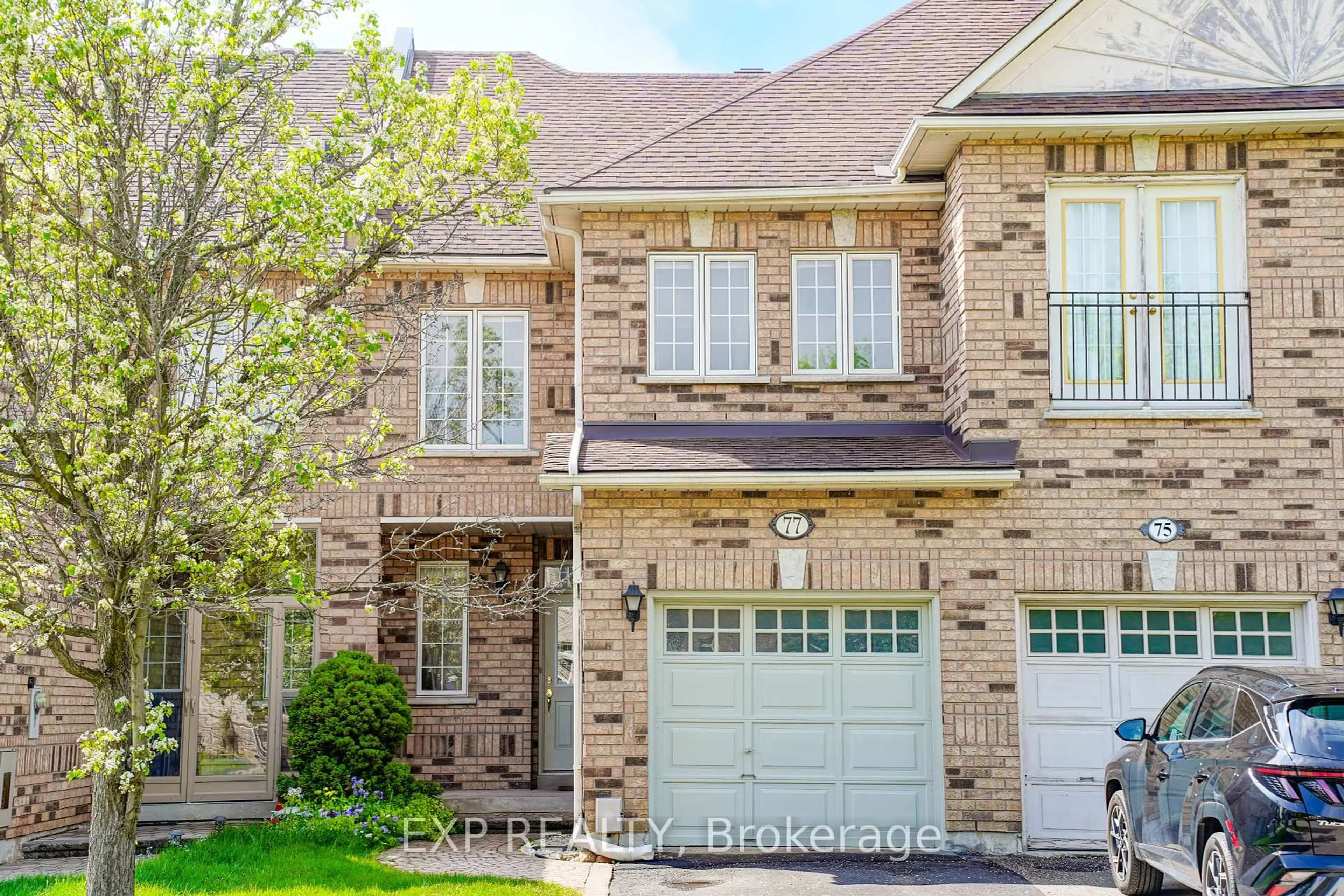 Home with brick exterior material, street for 77 Angelica Ave, Richmond Hill Ontario L4S 2C9