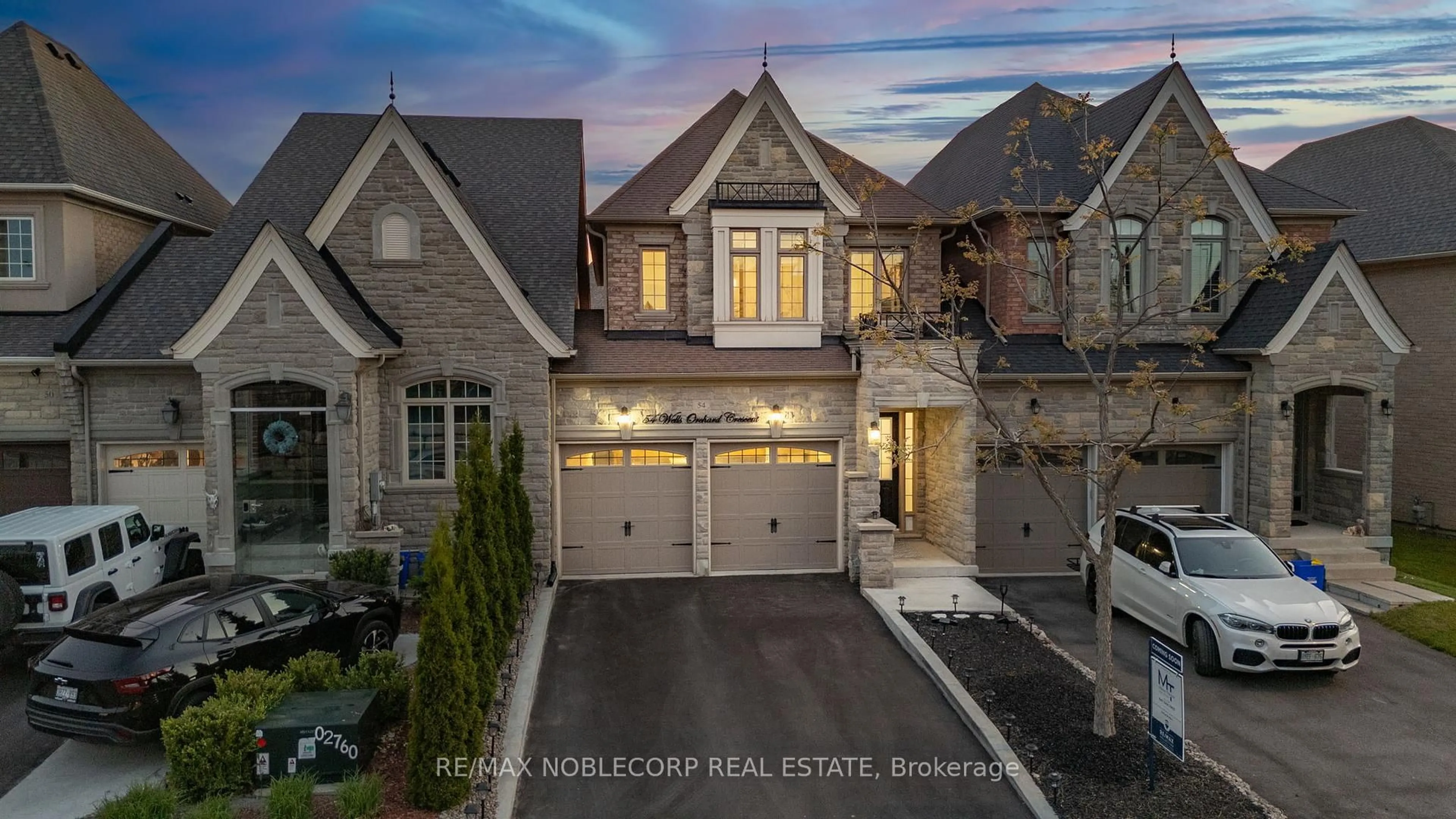 Unknown for 54 Wells Orchard Cres, King Ontario L7B 0C6