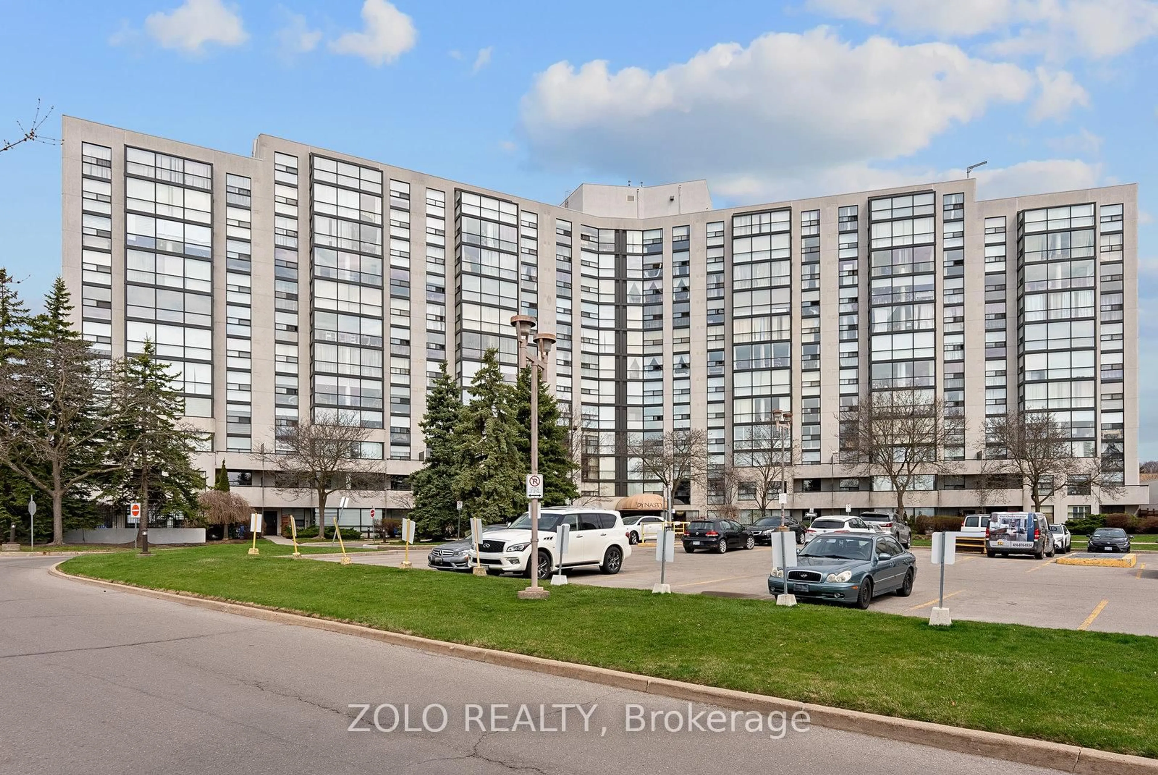 Unknown for 40 Harding Blvd #911, Richmond Hill Ontario L4C 9S5