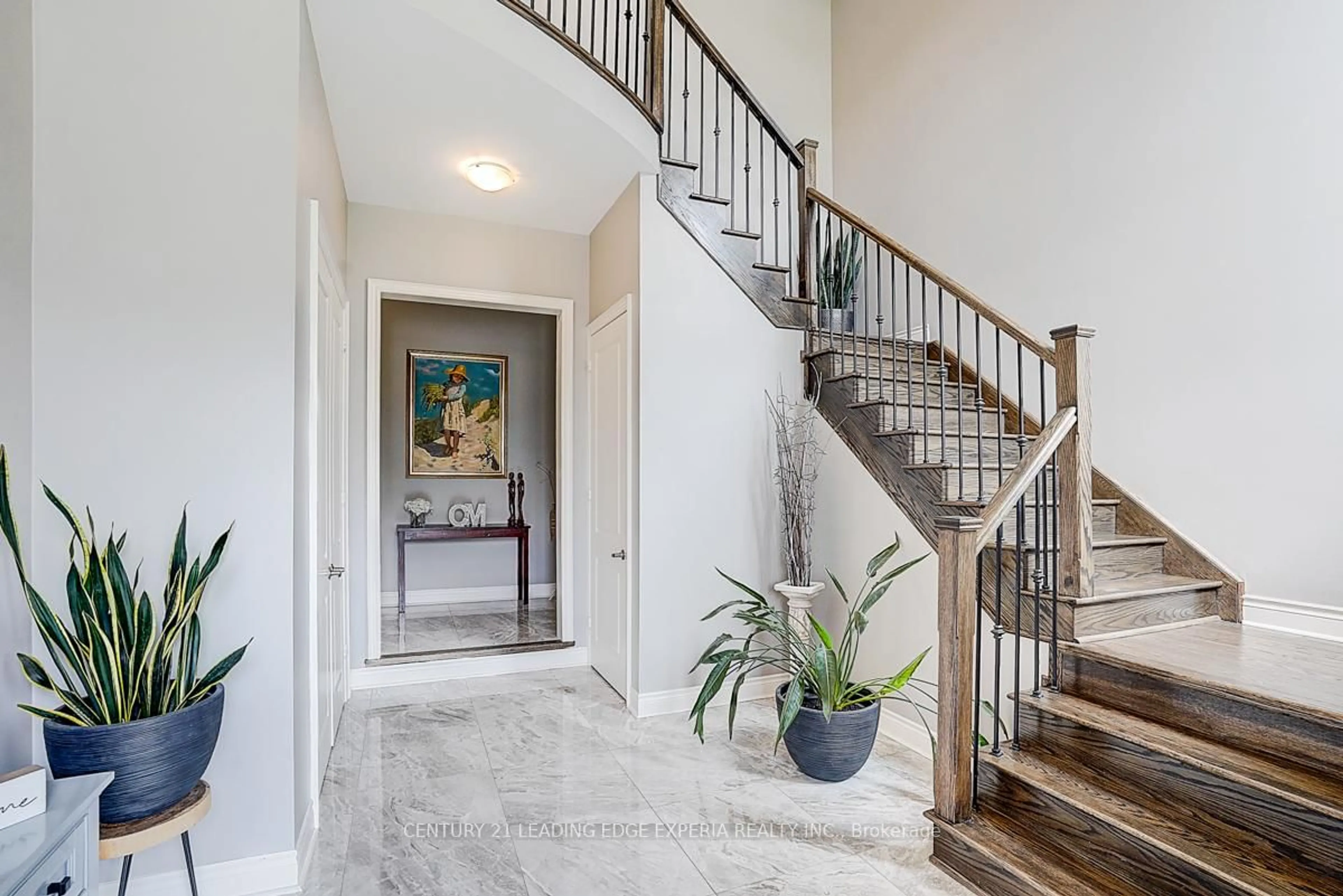 Unknown for 290 Inverness Way, Bradford West Gwillimbury Ontario L3Z 2A6