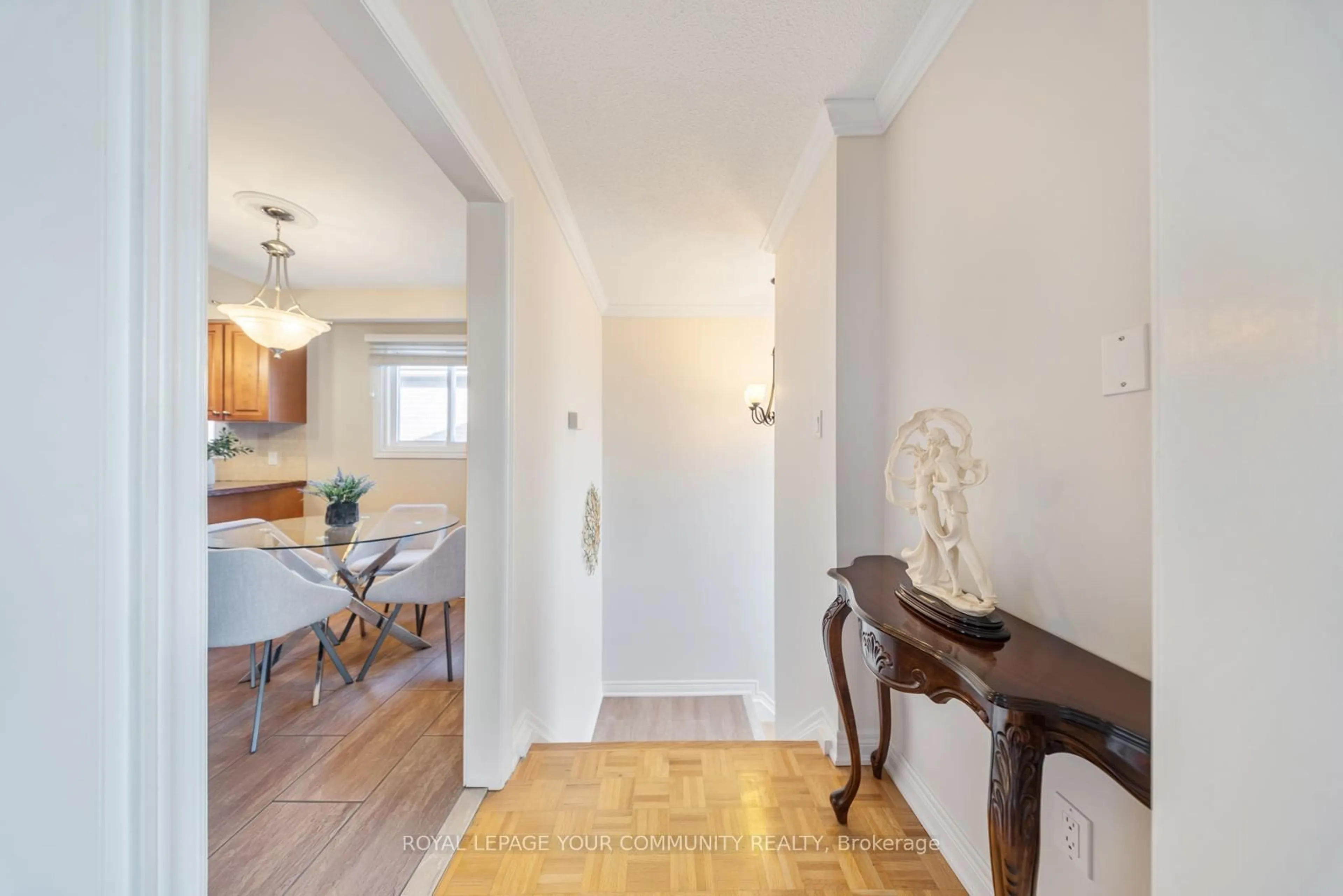 Unknown for 72 Ashburn Cres, Vaughan Ontario L4L 1G9