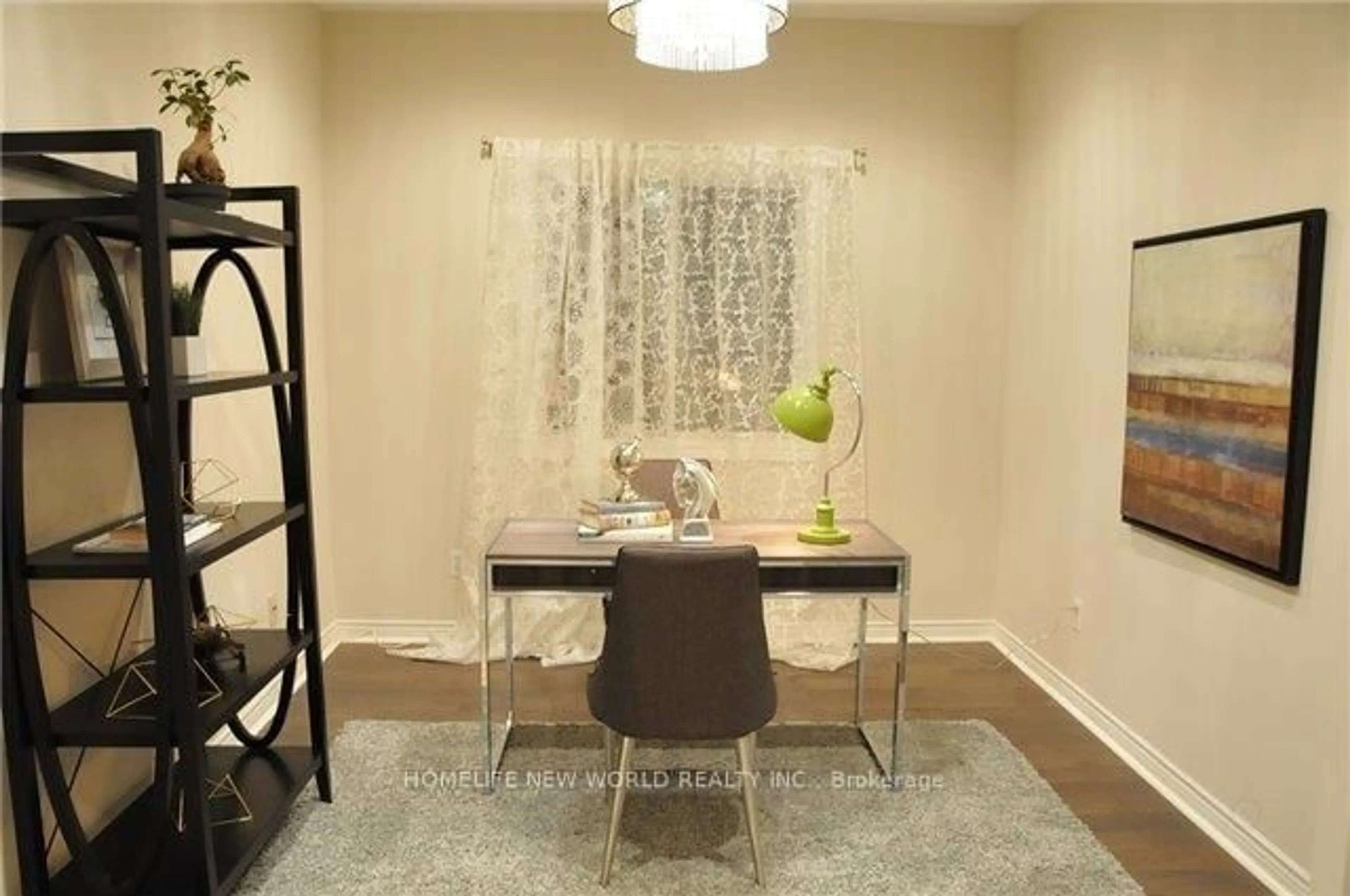 Dining room, wood/laminate floor for 99 Clarendon Dr, Richmond Hill Ontario L4B 3W5