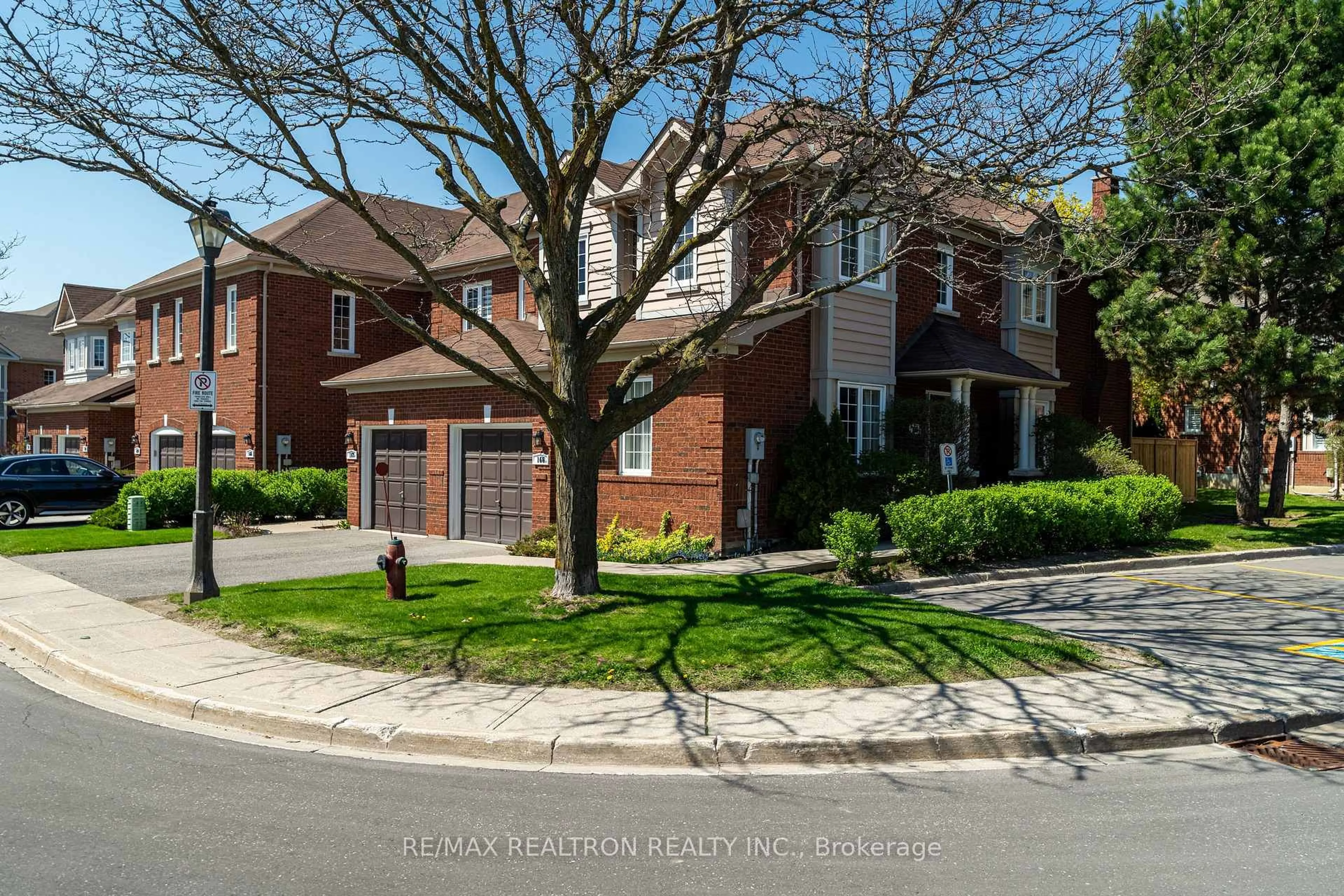 Home with brick exterior material, street for 190 HARDING BLVD Blvd #166, Richmond Hill Ontario L4C 0J9