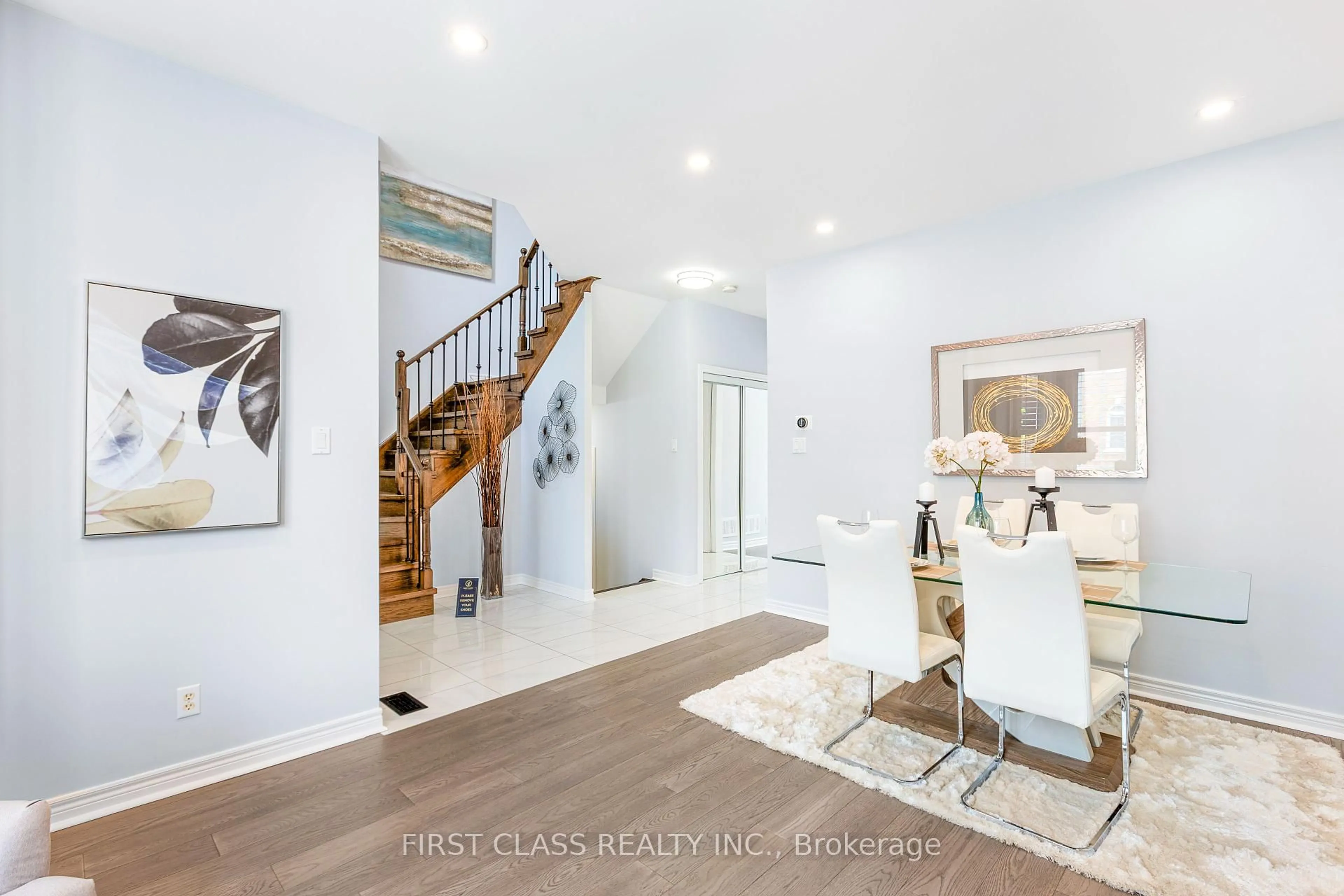 Indoor entryway for 31 Donald Sim Ave, Markham Ontario L6B 1B6