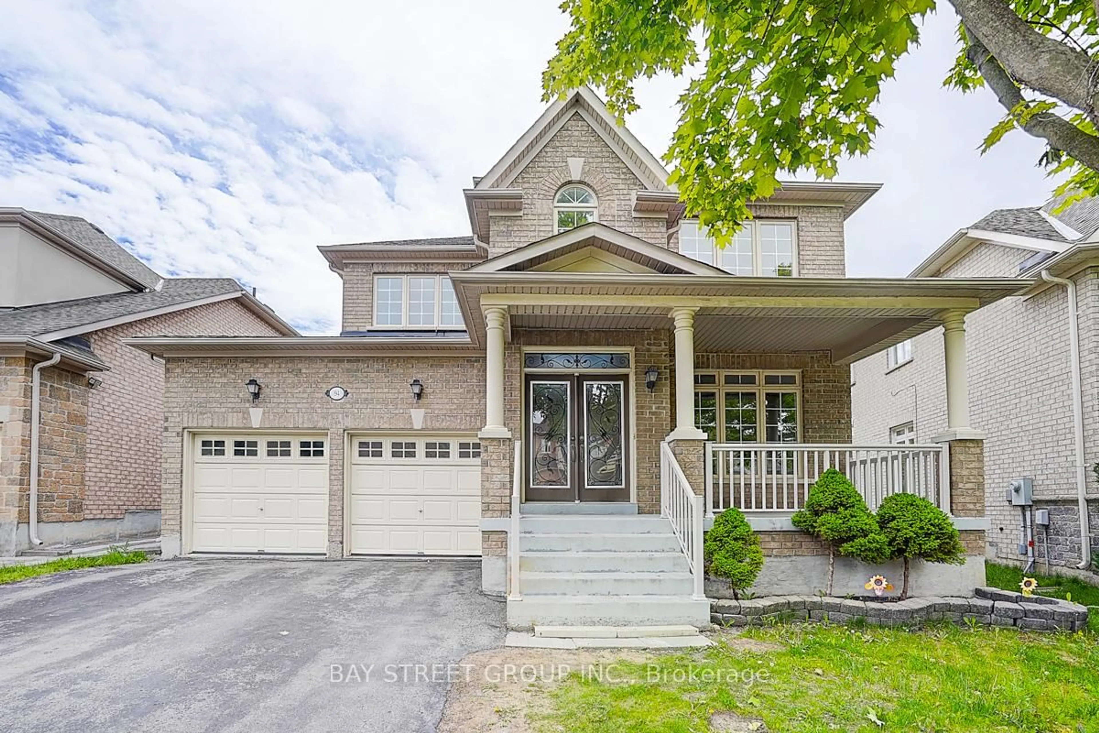 Home with brick exterior material, street for 94 Castleview Cres, Markham Ontario L6C 3C4