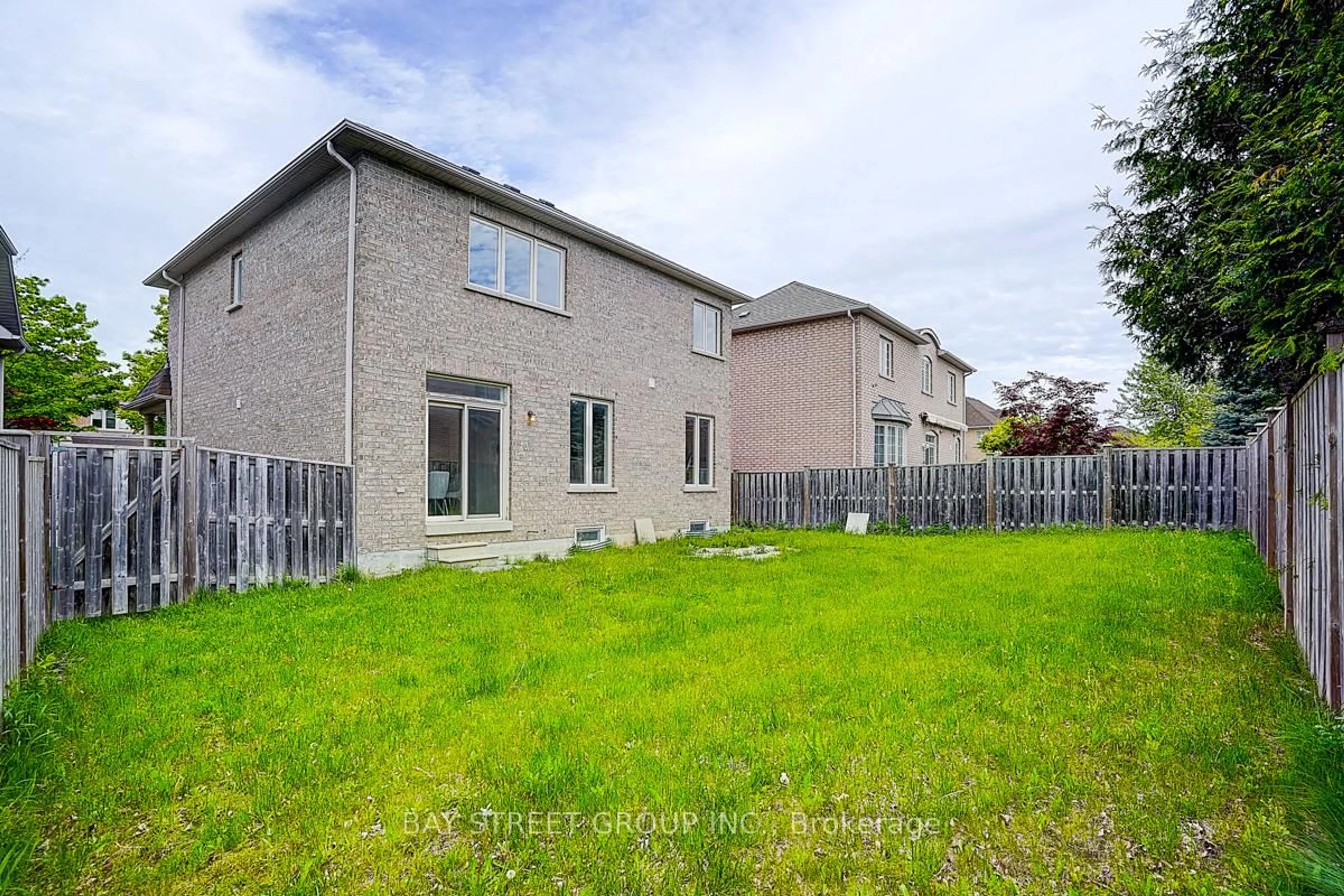 Unknown for 94 Castleview Cres, Markham Ontario L6C 3C4