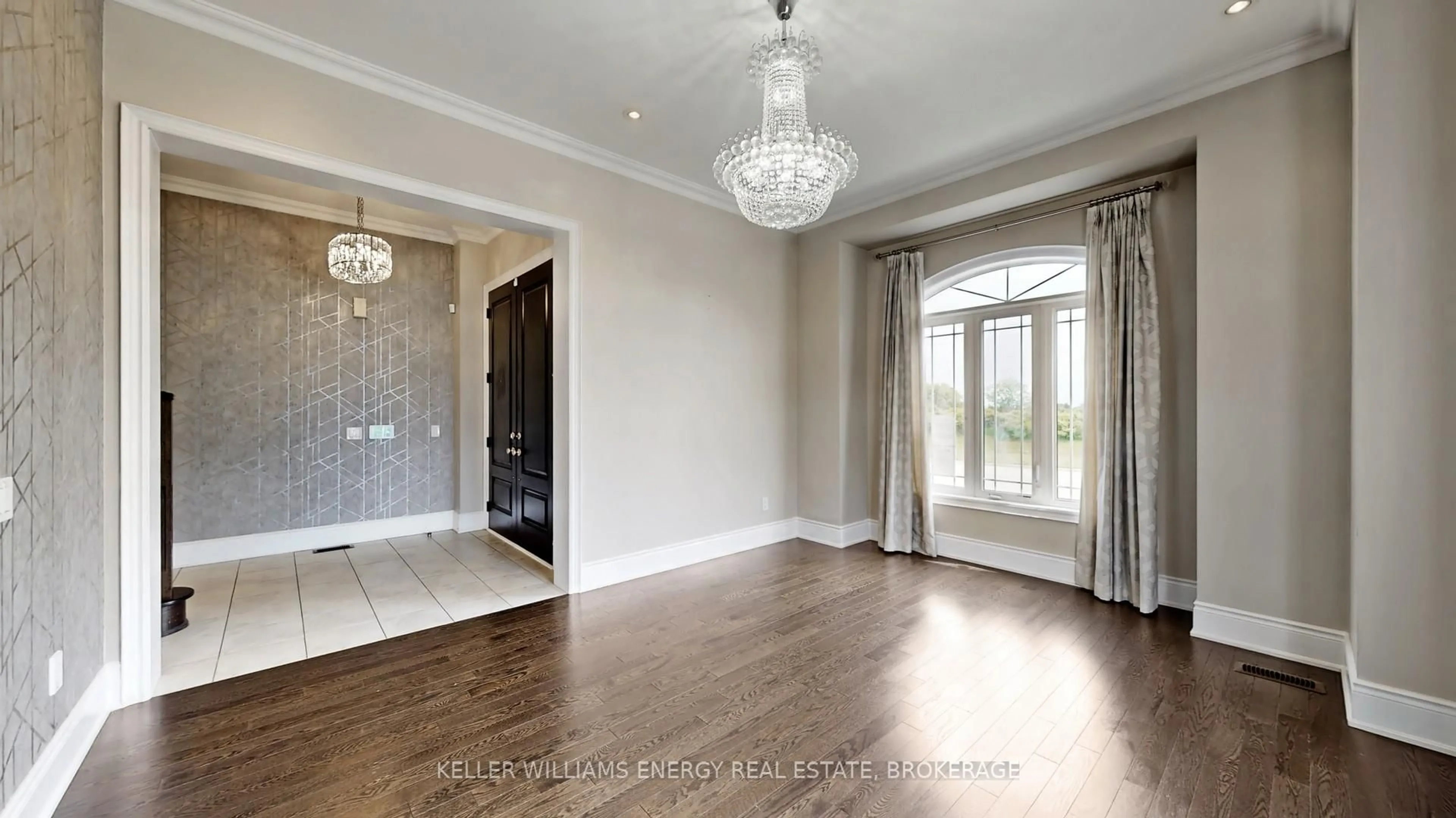 Unknown for 125 Chesney Cres, Vaughan Ontario L4H 4A6