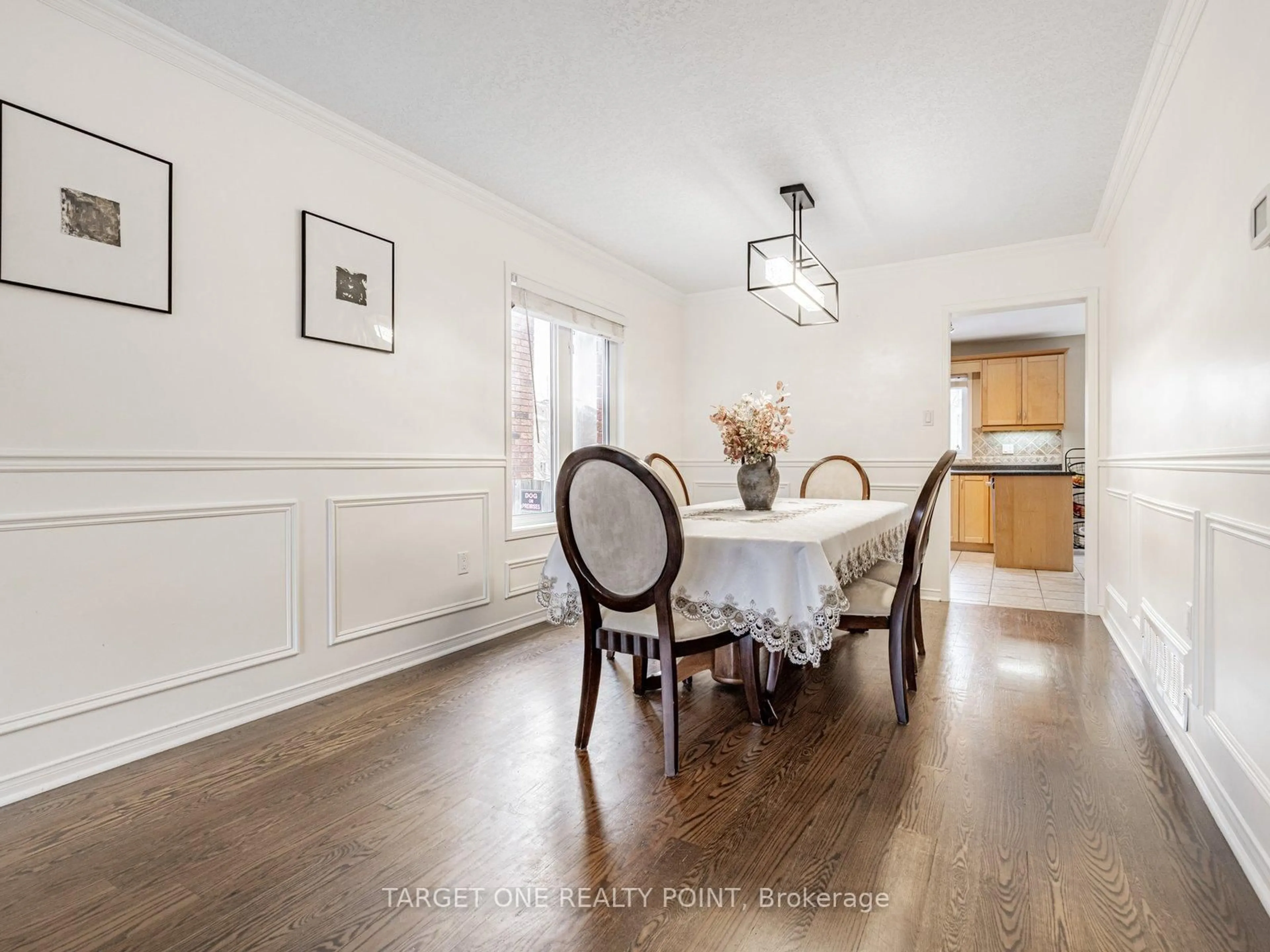 Dining room, wood/laminate floor for 36 Prince Dr, Bradford West Gwillimbury Ontario L3Z 3B7
