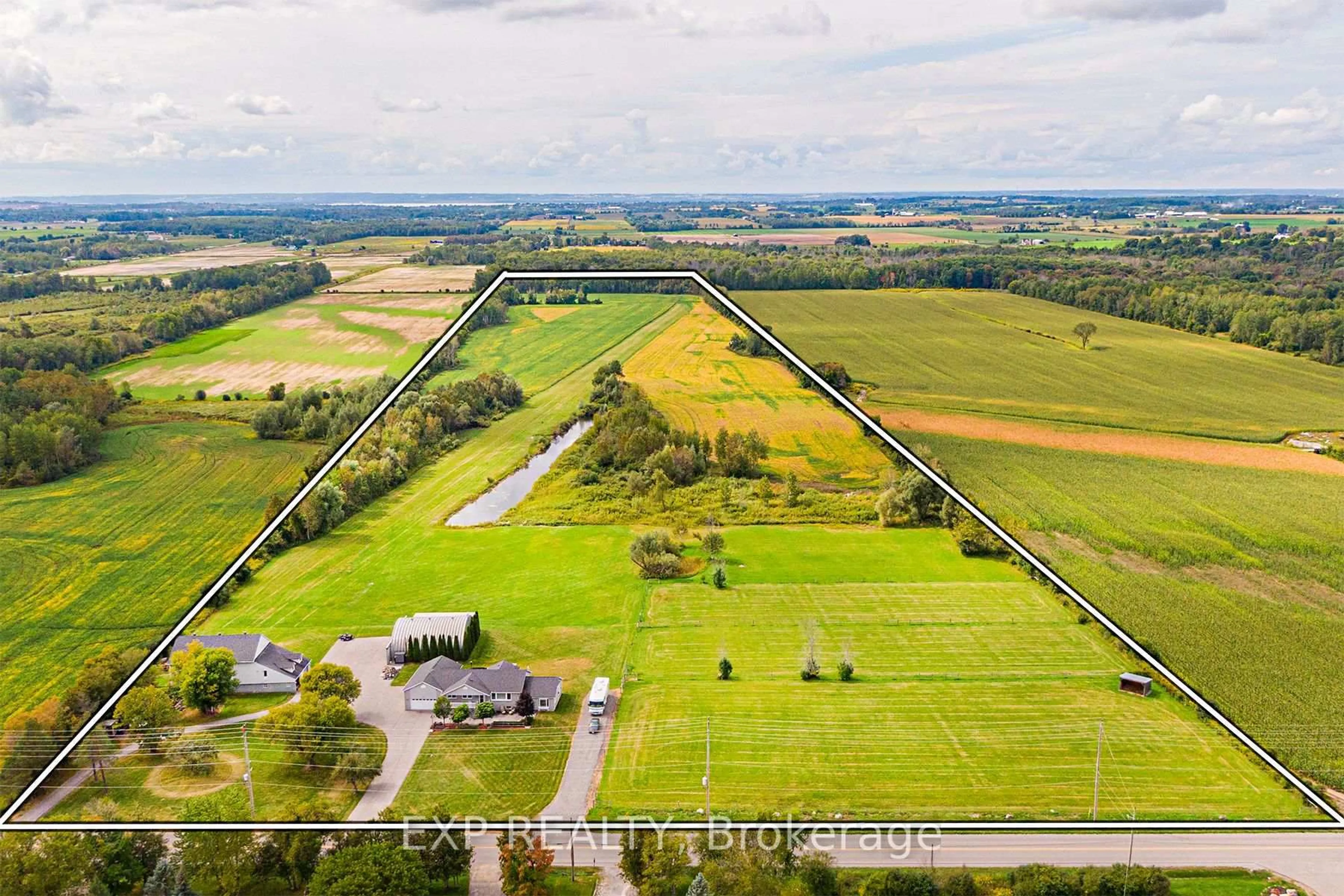 A pic from outside/outdoor area/front of a property/back of a property/a pic from drone, unknown for 24518 Mccowan Rd, Georgina Ontario L0E 1R0