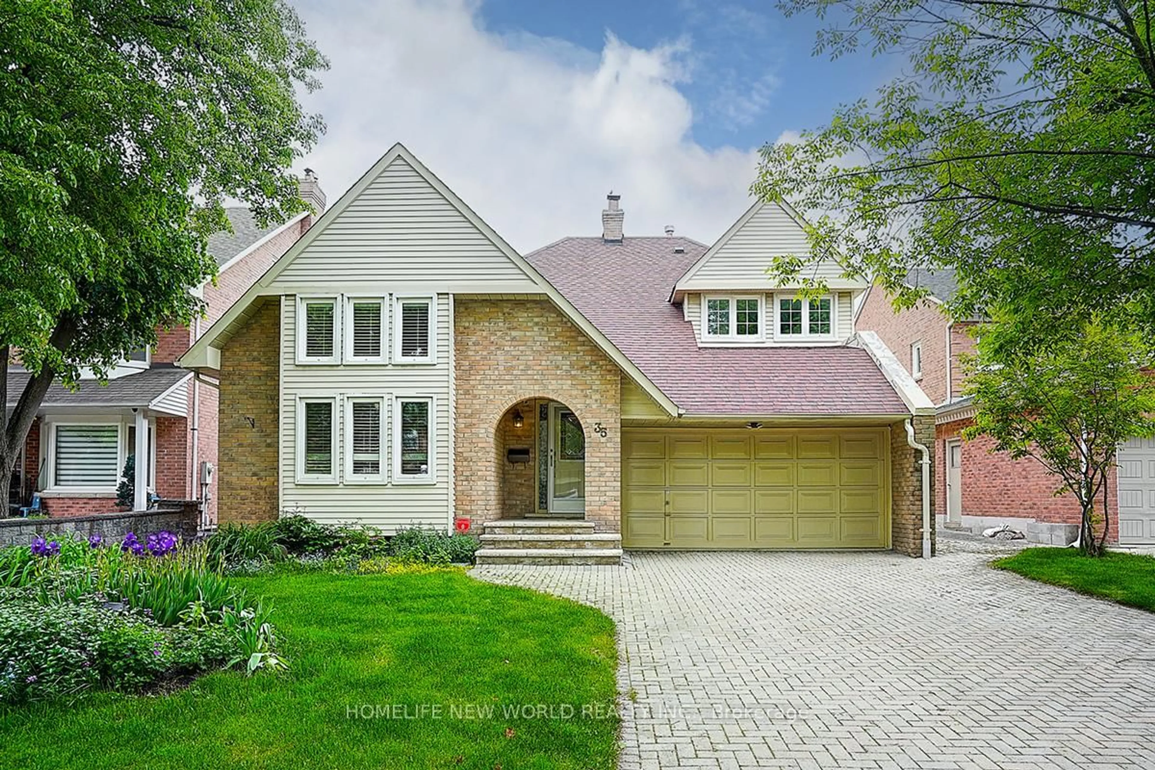 Home with brick exterior material, street for 35 Hedgewood Dr, Markham Ontario L3R 6J6
