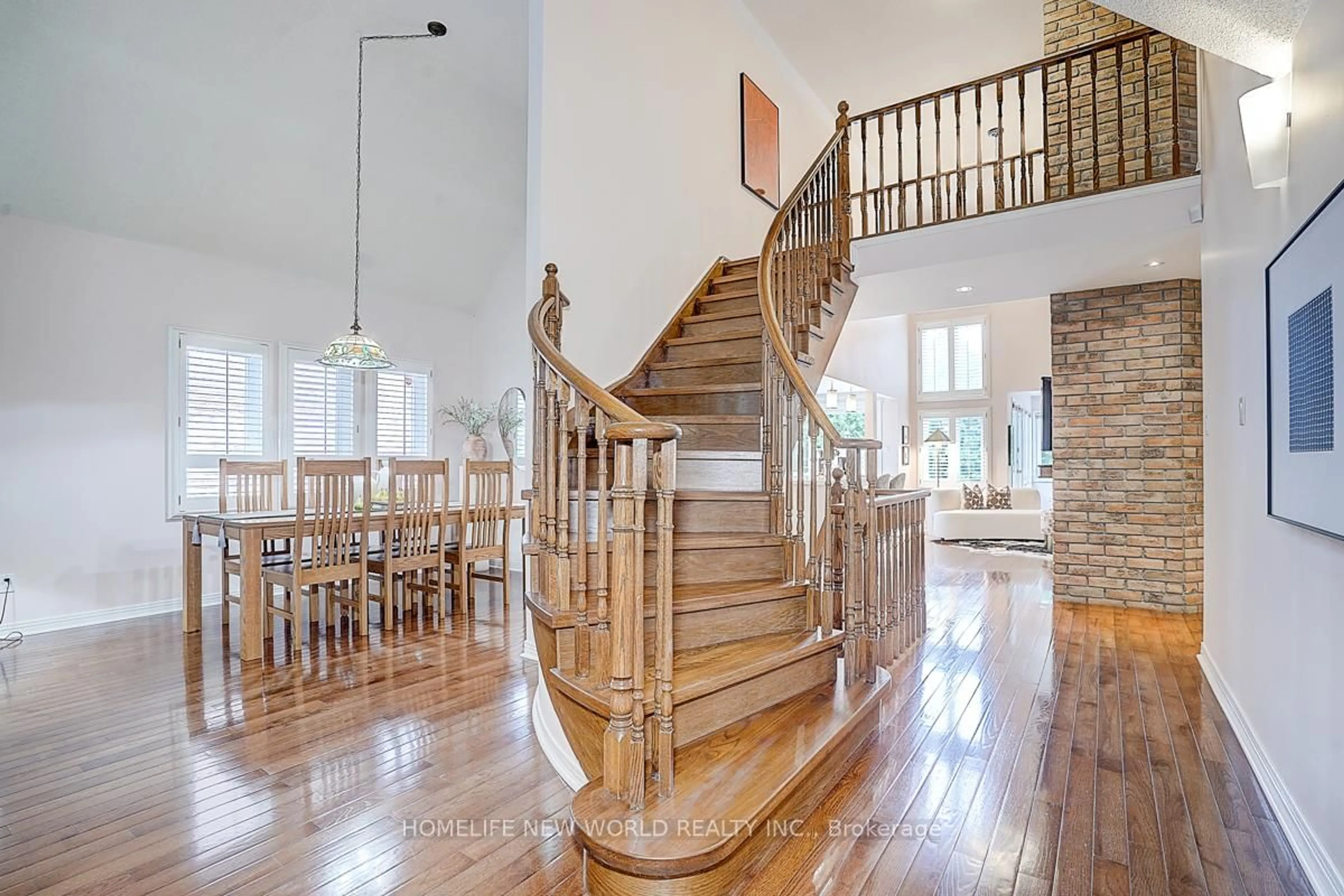 Stairs for 35 Hedgewood Dr, Markham Ontario L3R 6J6
