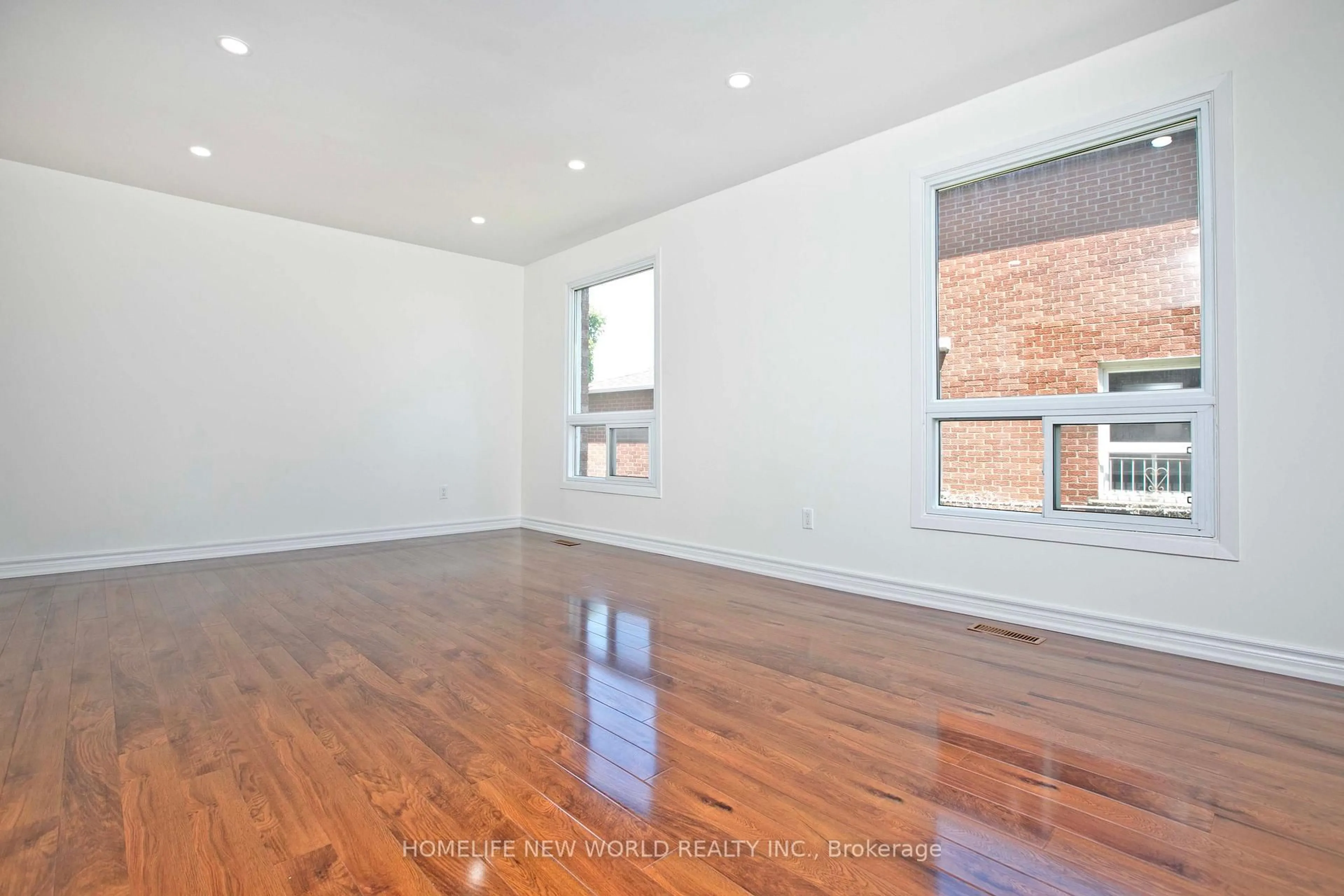 A pic of a room for 5 Hendon Rd, Markham Ontario L3R 6Z9