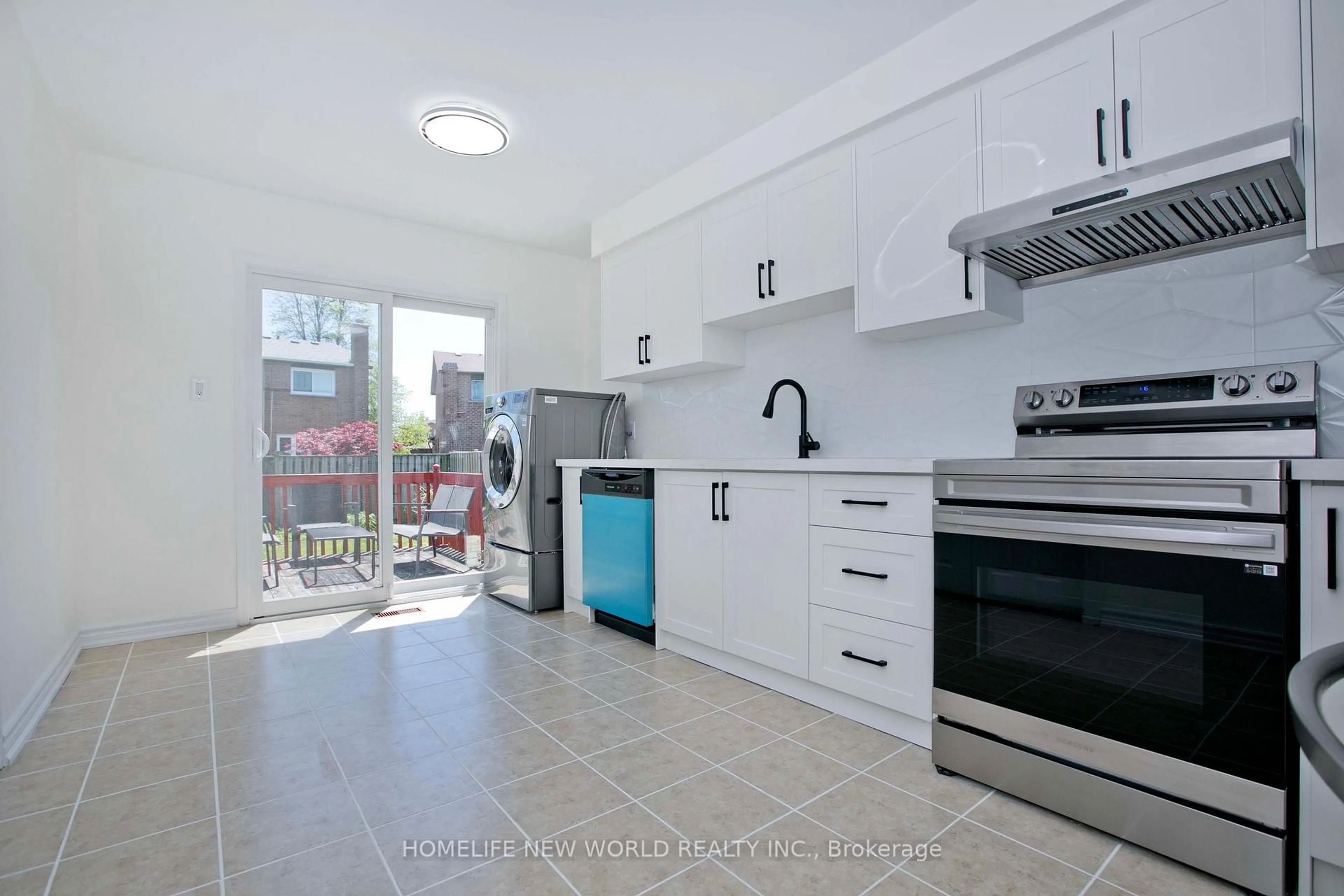Unknown for 5 Hendon Rd, Markham Ontario L3R 6Z9