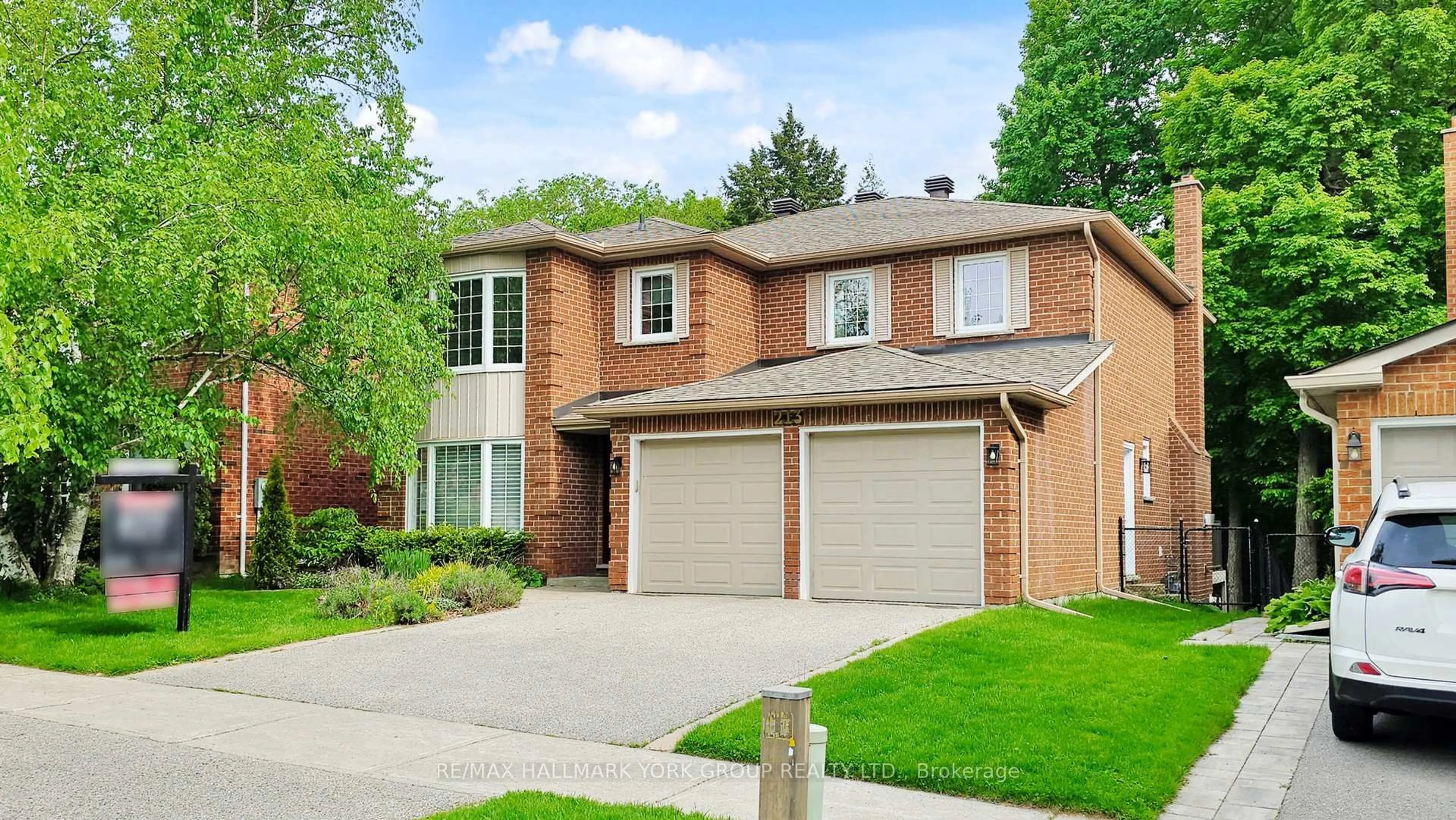 Home with brick exterior material, street for 213 Kemano Rd, Aurora Ontario L4G 4Z1