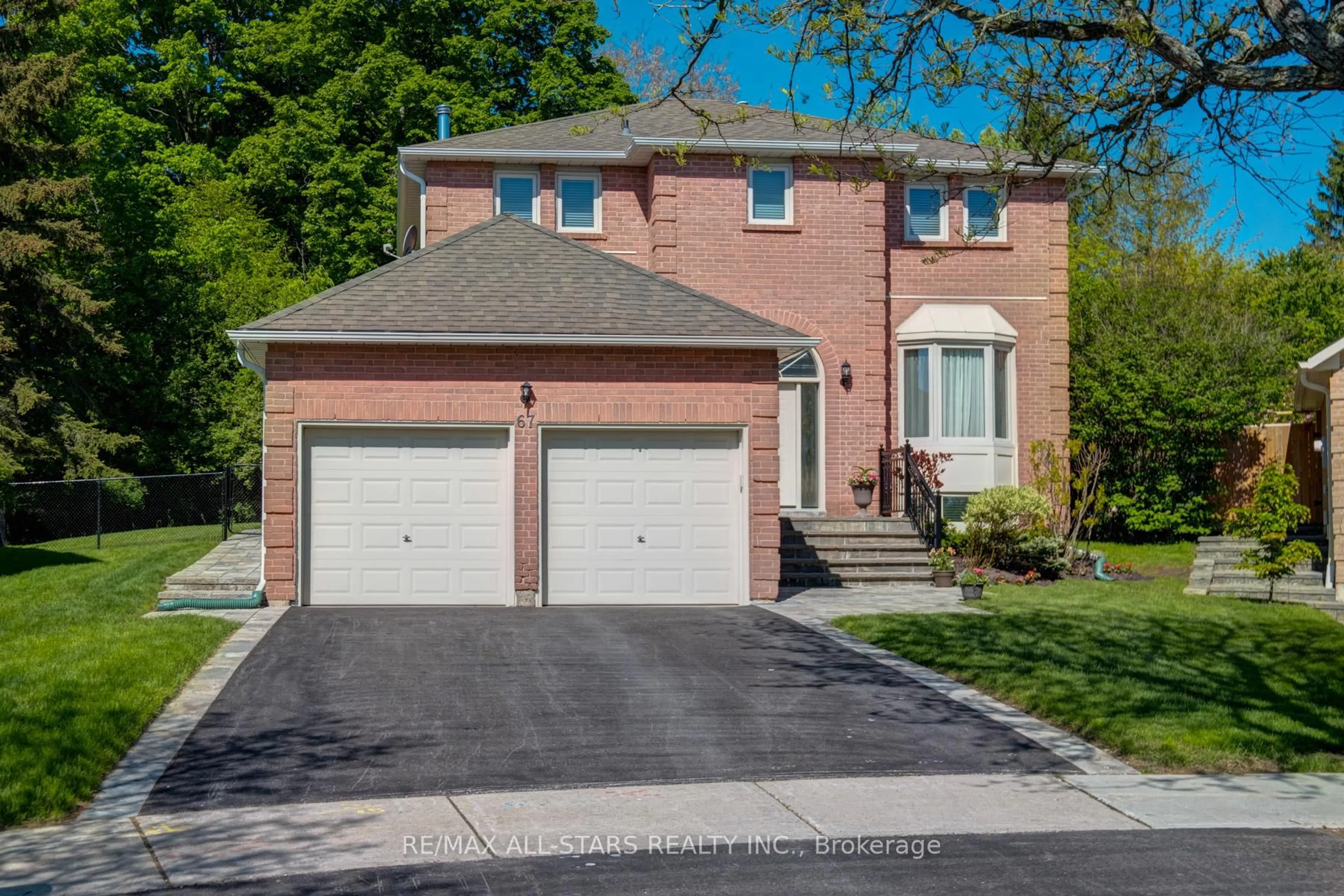 Home with brick exterior material, street for 67 Autumn Way, Aurora Ontario L4G 4P5