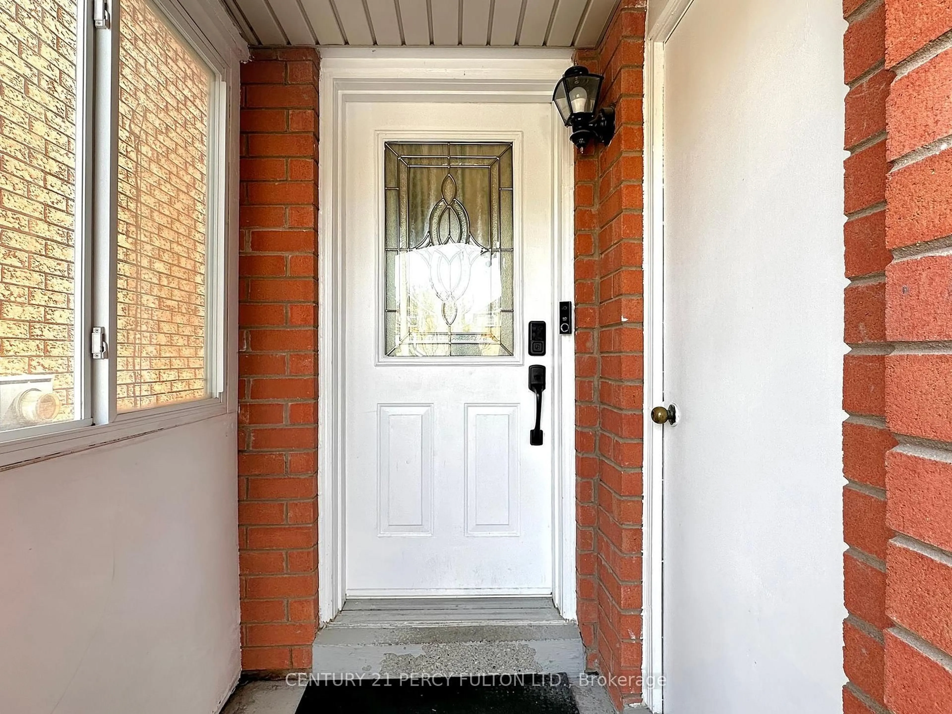 Indoor entryway for 177 Sophia Rd, Markham Ontario L3S 4C5