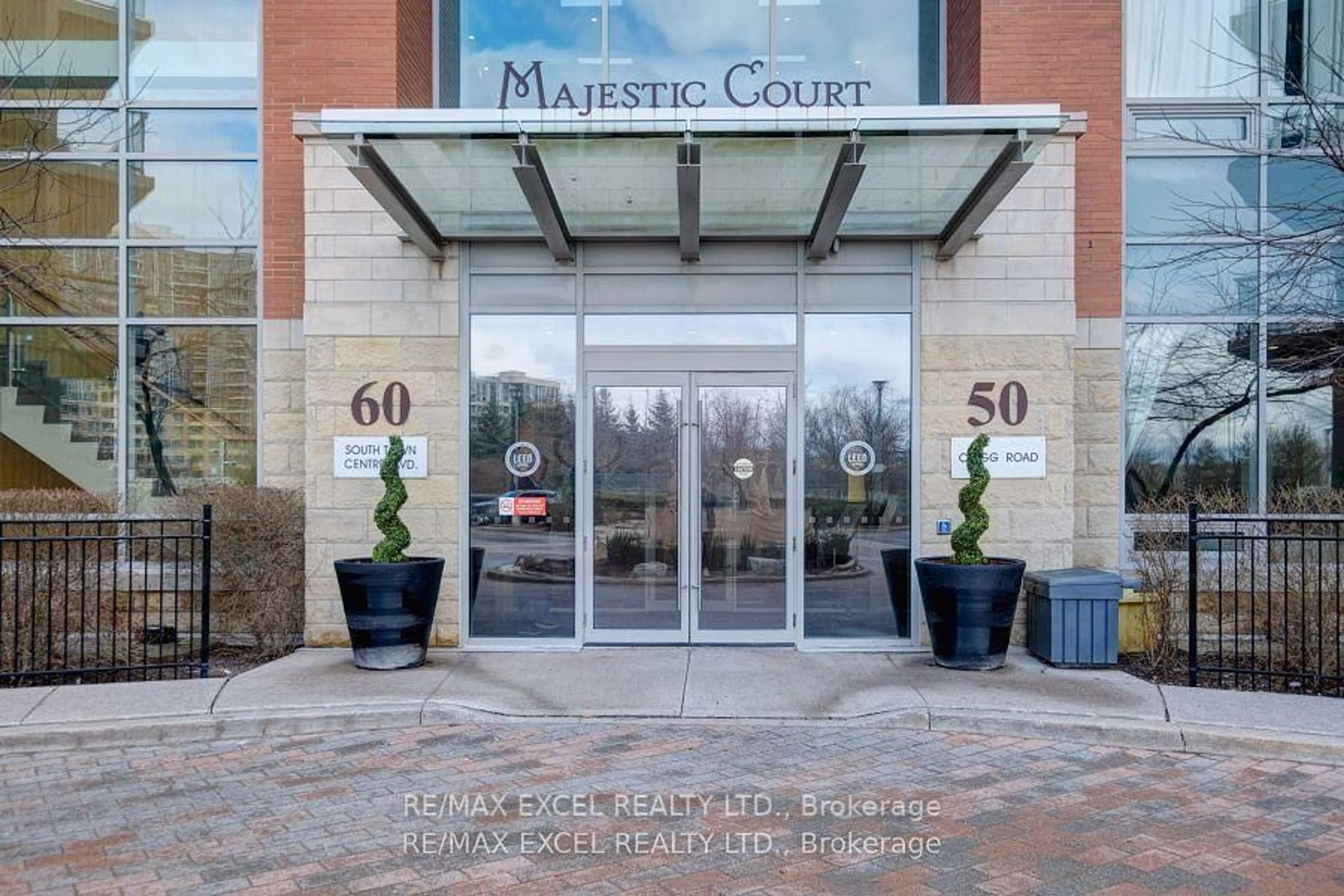 Indoor foyer for 50 Clegg Rd #918, Markham Ontario L6G 0C8
