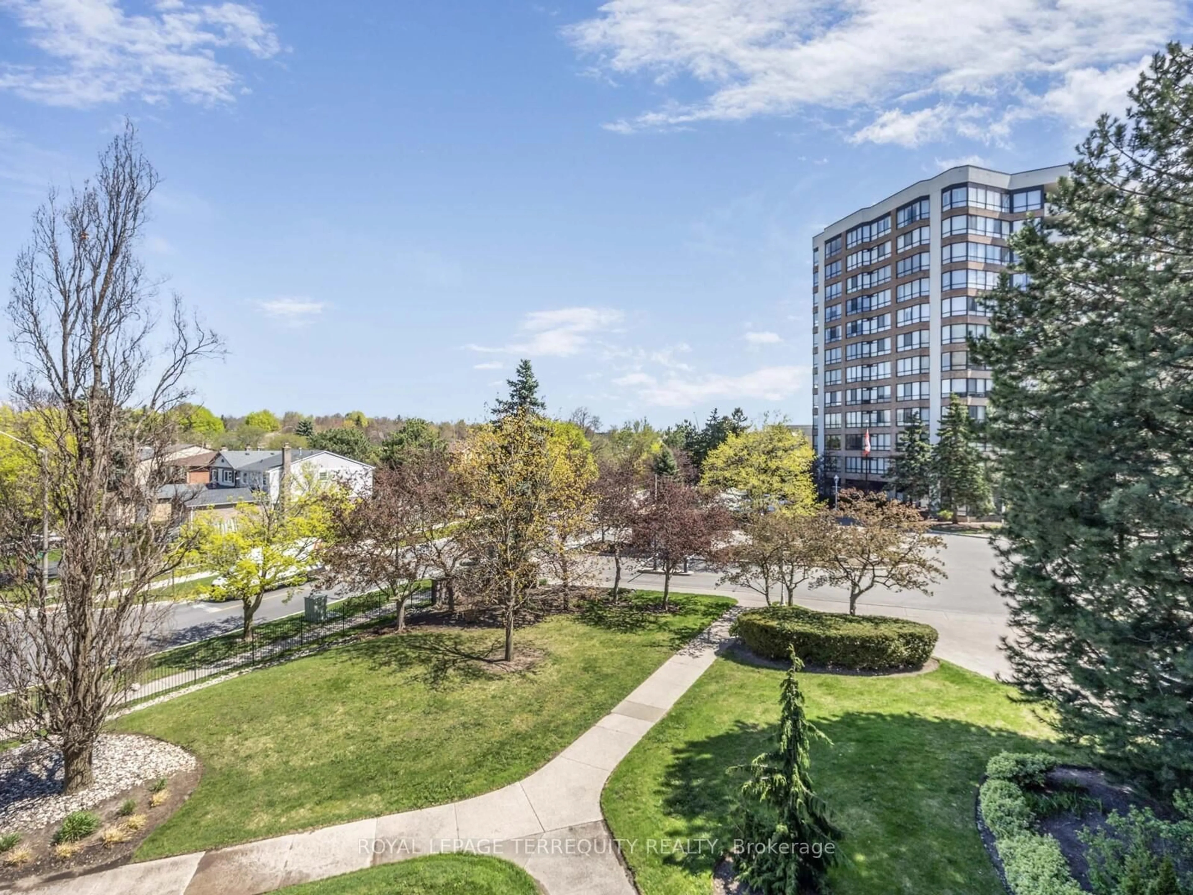 A pic from outside/outdoor area/front of a property/back of a property/a pic from drone, city buildings view from balcony for 55 Austin Dr #312, Markham Ontario L3R 8H5