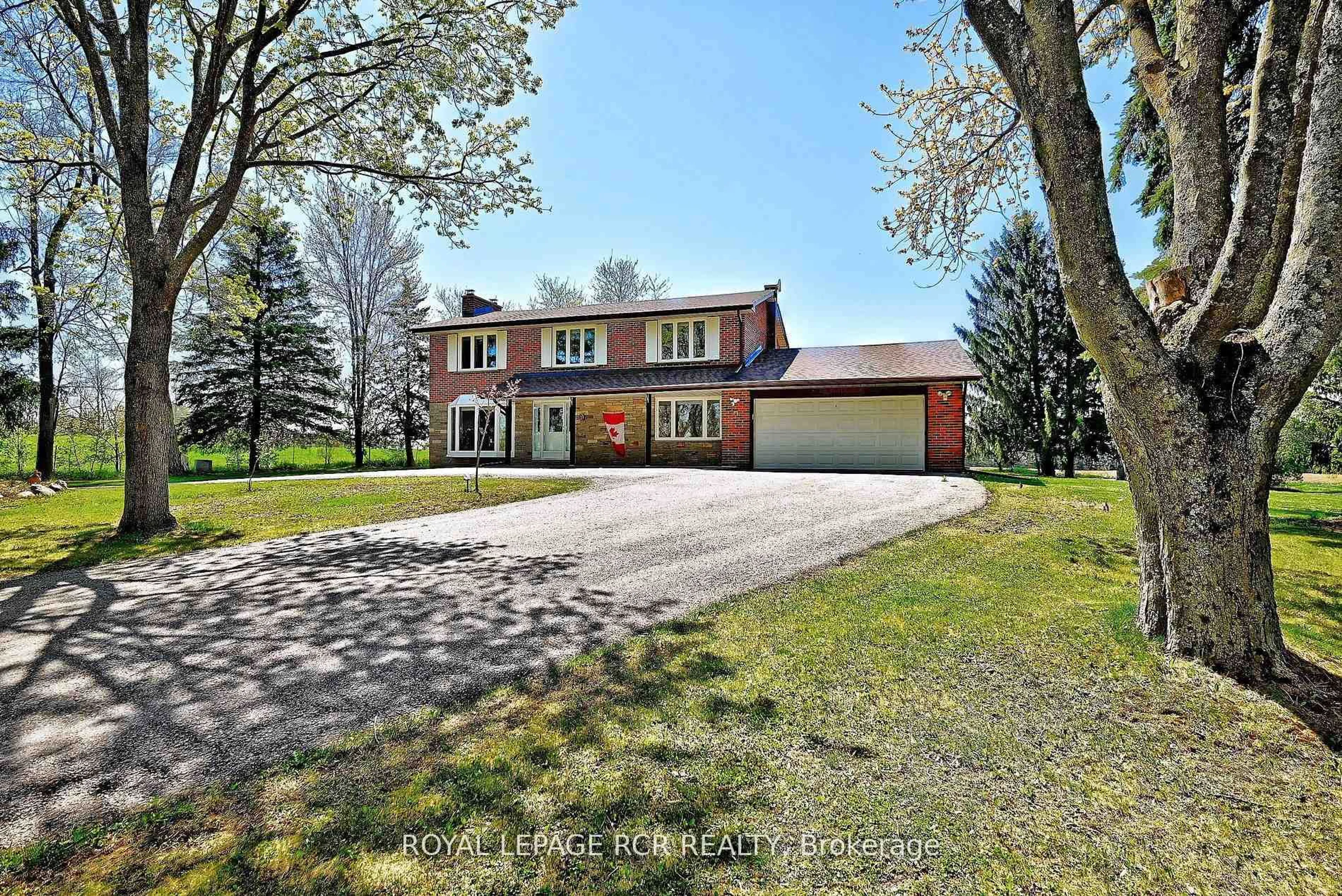 A pic from outside/outdoor area/front of a property/back of a property/a pic from drone, street for 6215 17th Sdrd, King Ontario L0G 1T0