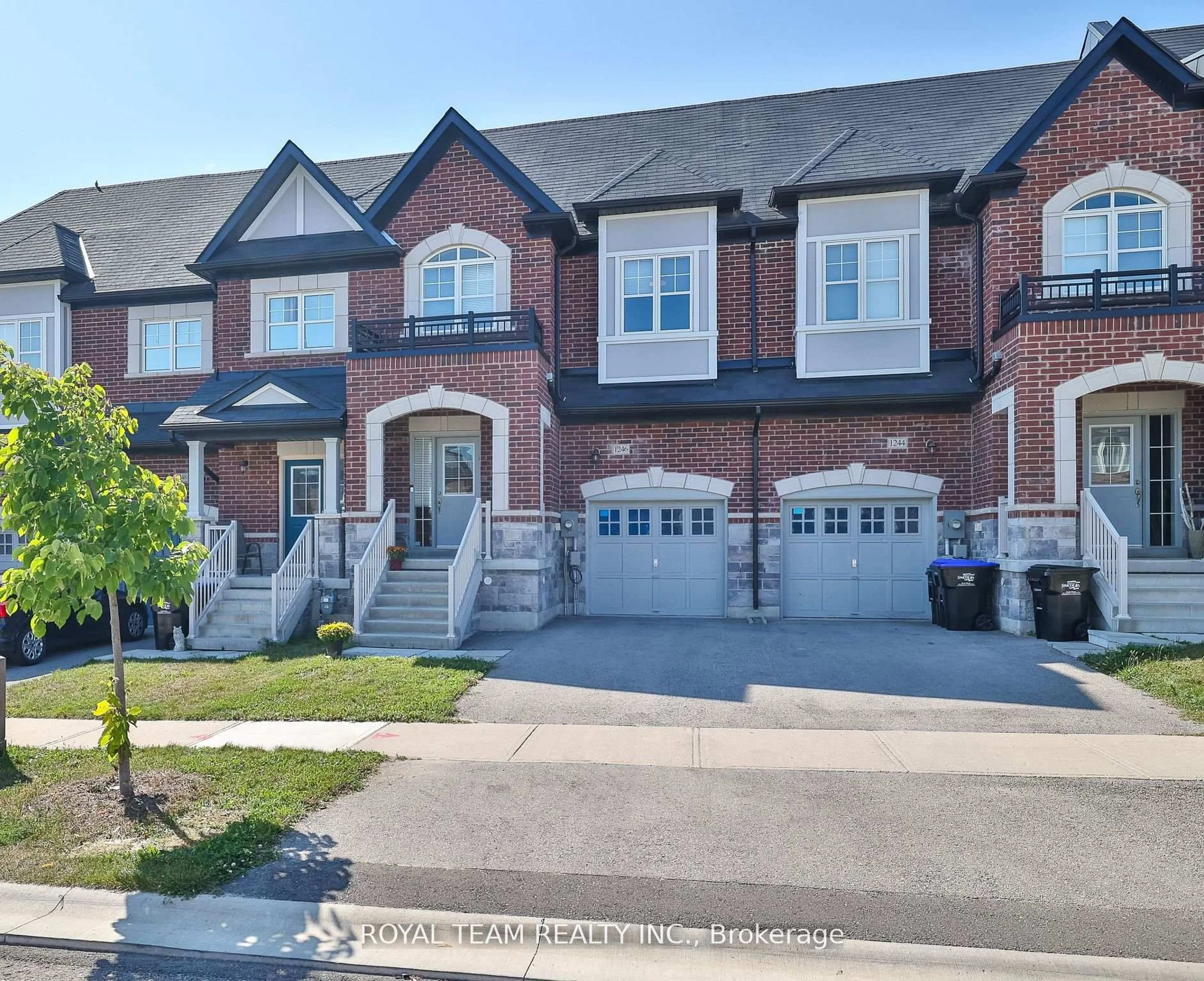 Home with brick exterior material, street for 1246 Peelar Cres, Innisfil Ontario L0L 1W0