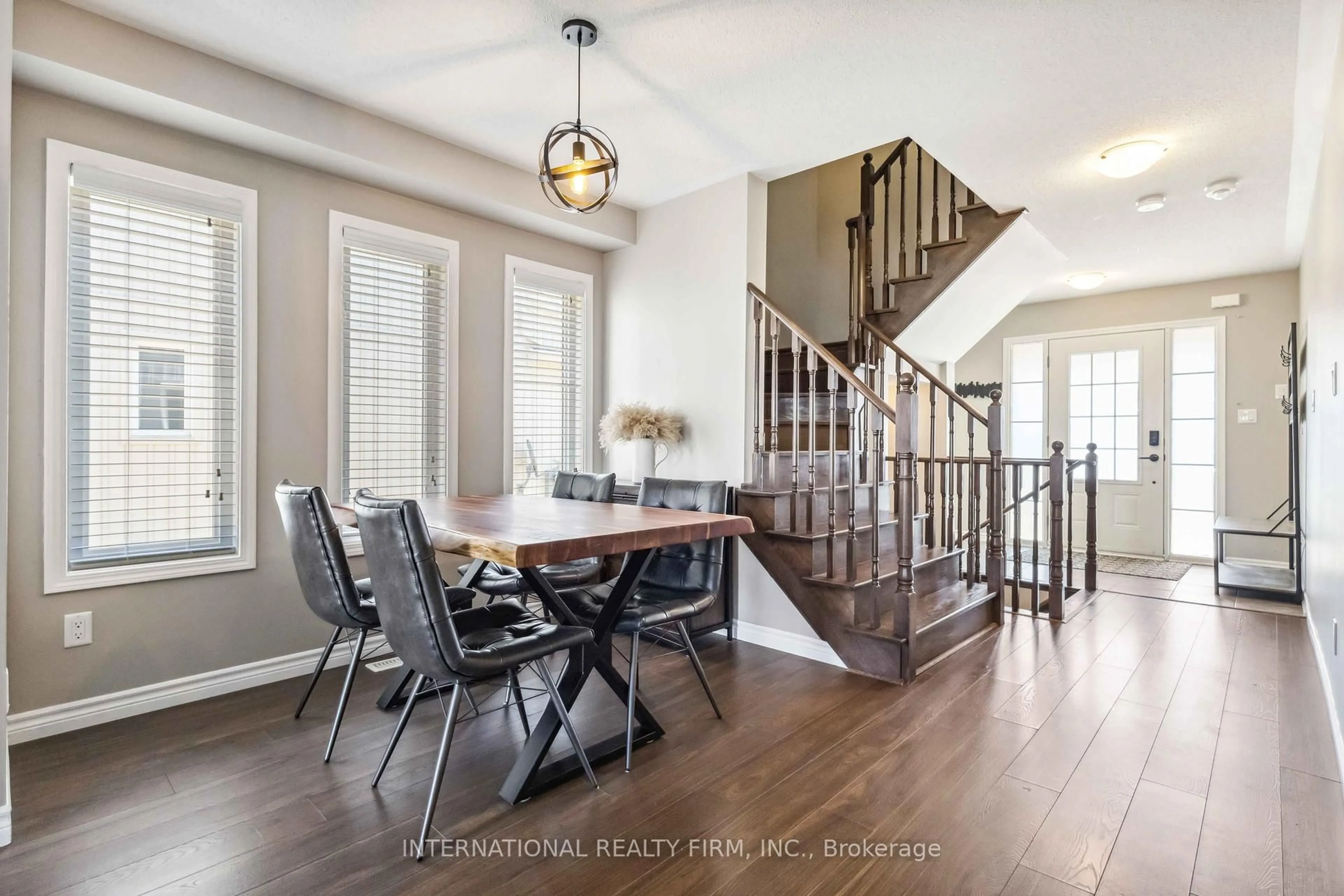 Dining room, wood/laminate floor for 4 Art Welsh Lane, Brock Ontario L0C 1H0