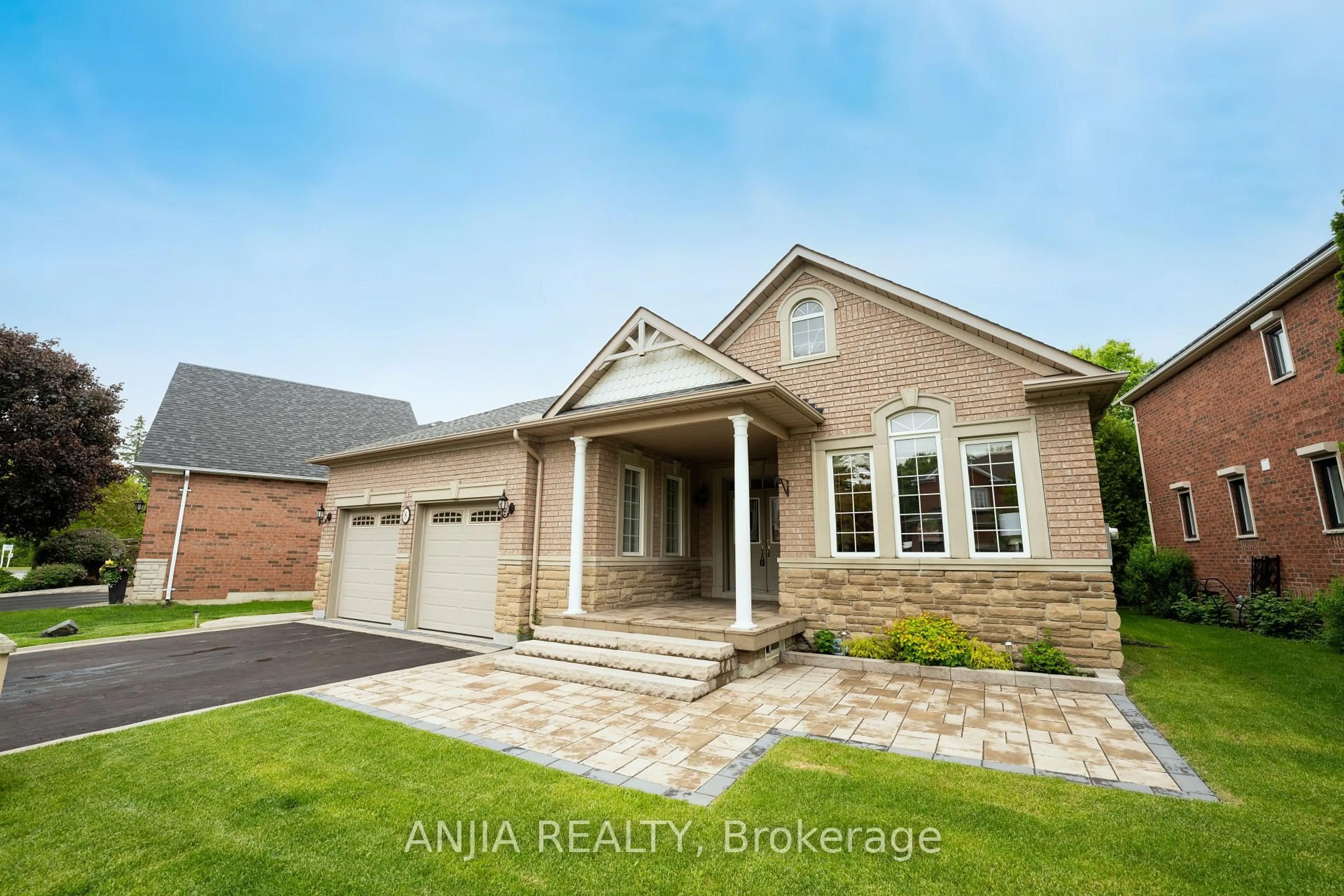 Home with brick exterior material, street for 8 Cottontail Ave, Markham Ontario L3S 4E7