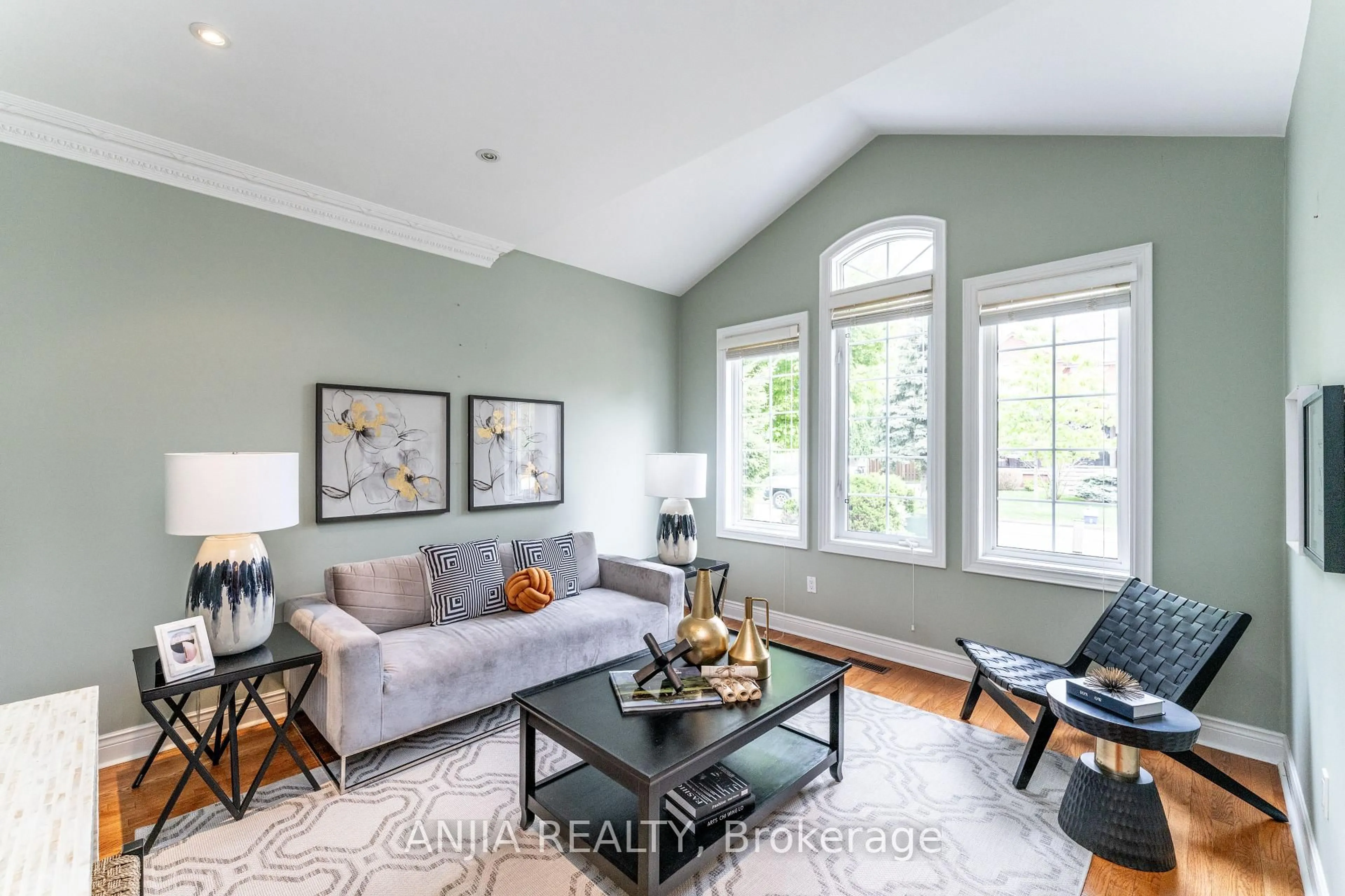 Living room with furniture, unknown for 8 Cottontail Ave, Markham Ontario L3S 4E7