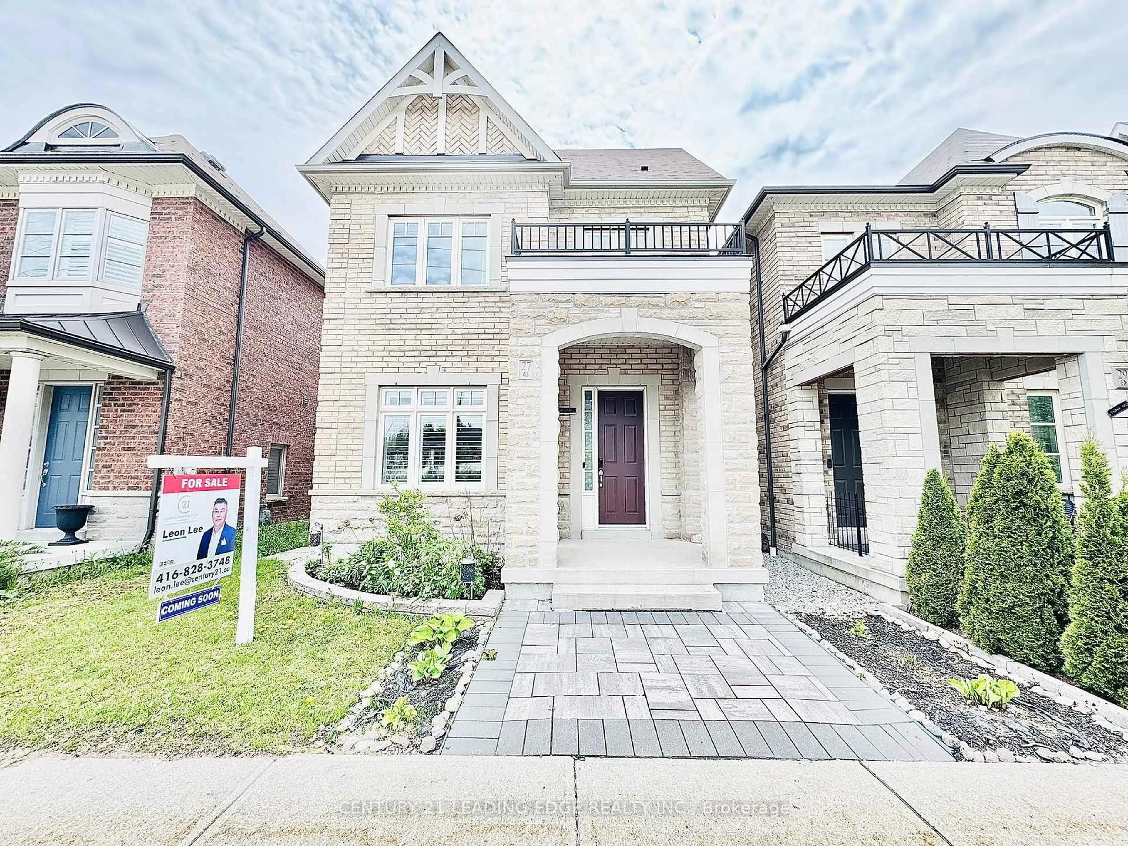 Home with brick exterior material, street for 27 Calamint Lane, Richmond Hill Ontario L4E 1C3